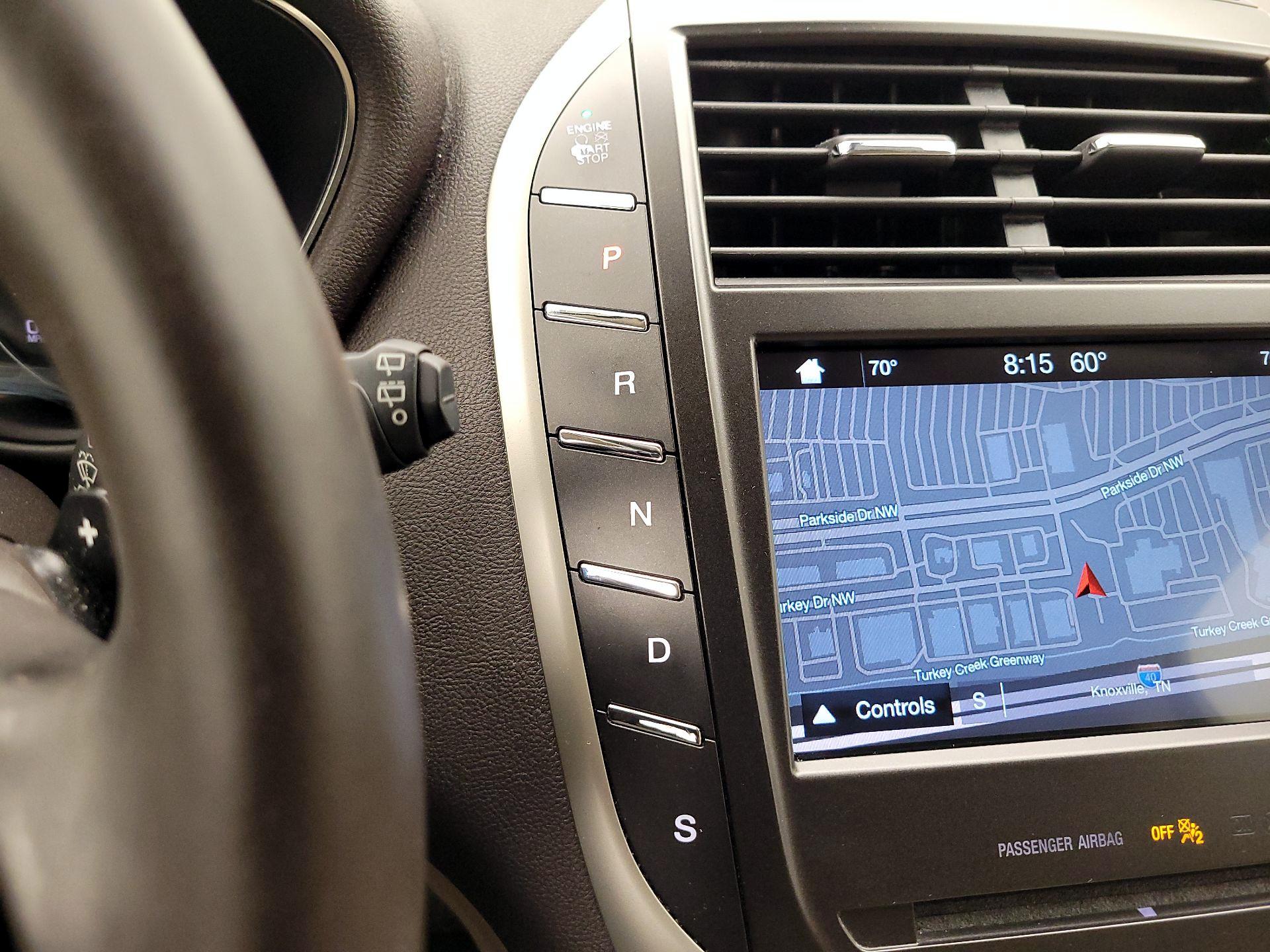 Thumbnail: 2017 Lincoln MKC - 18