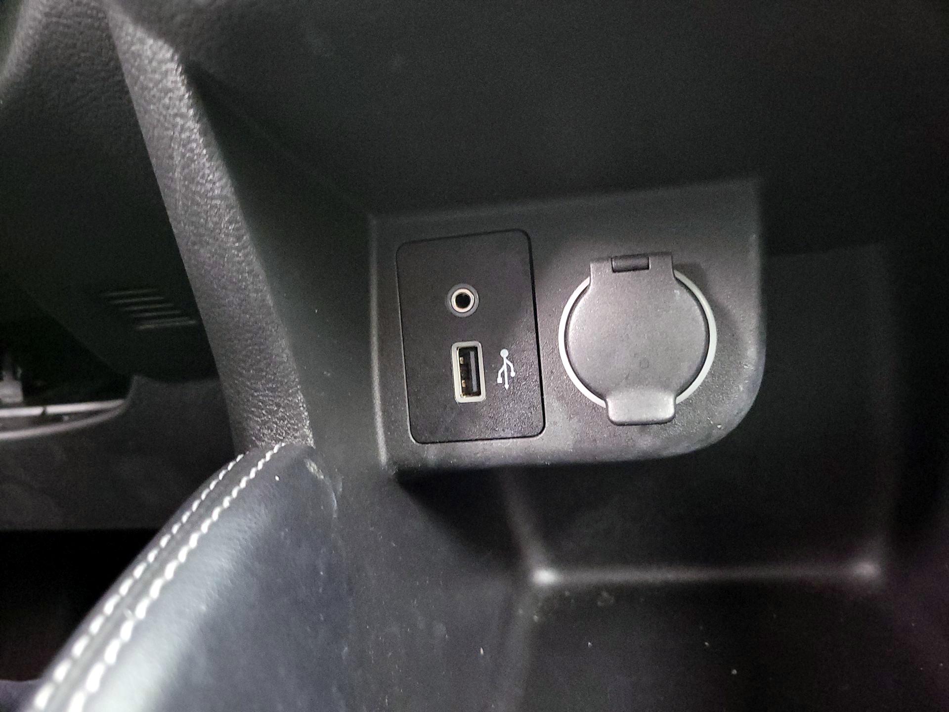 Thumbnail: 2020 Nissan Kicks - 17