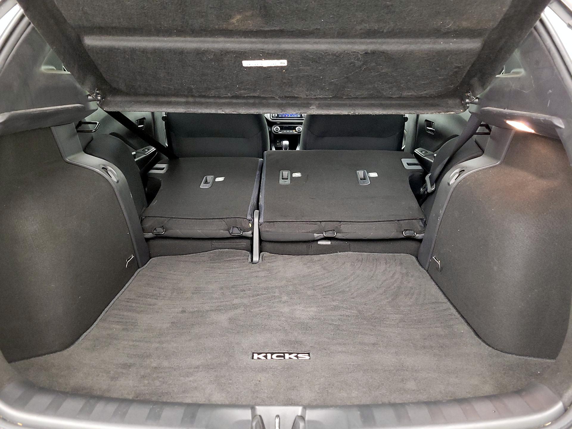 Thumbnail: 2020 Nissan Kicks - 20