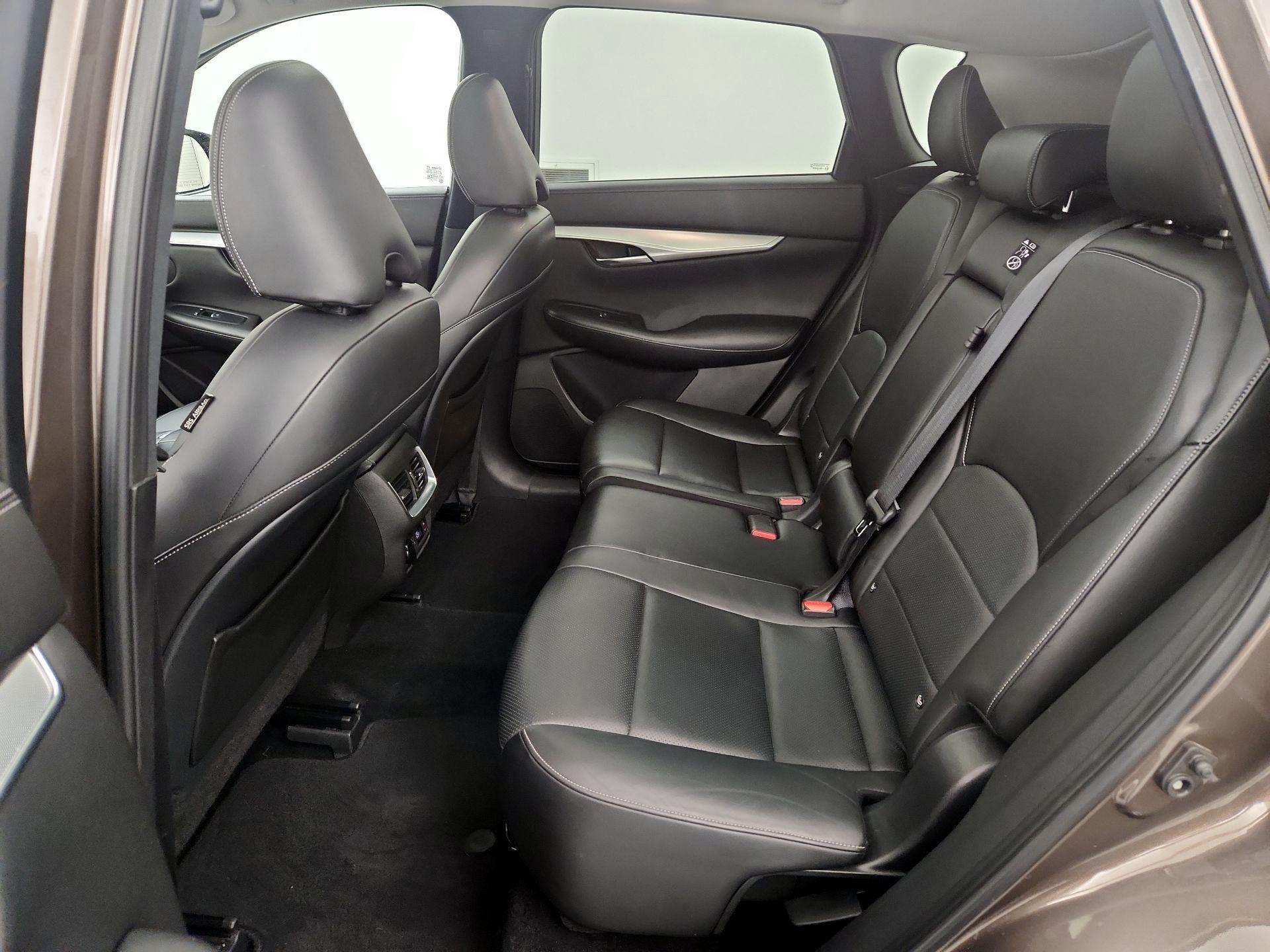 Thumbnail: 2019 INFINITI QX50 - 20