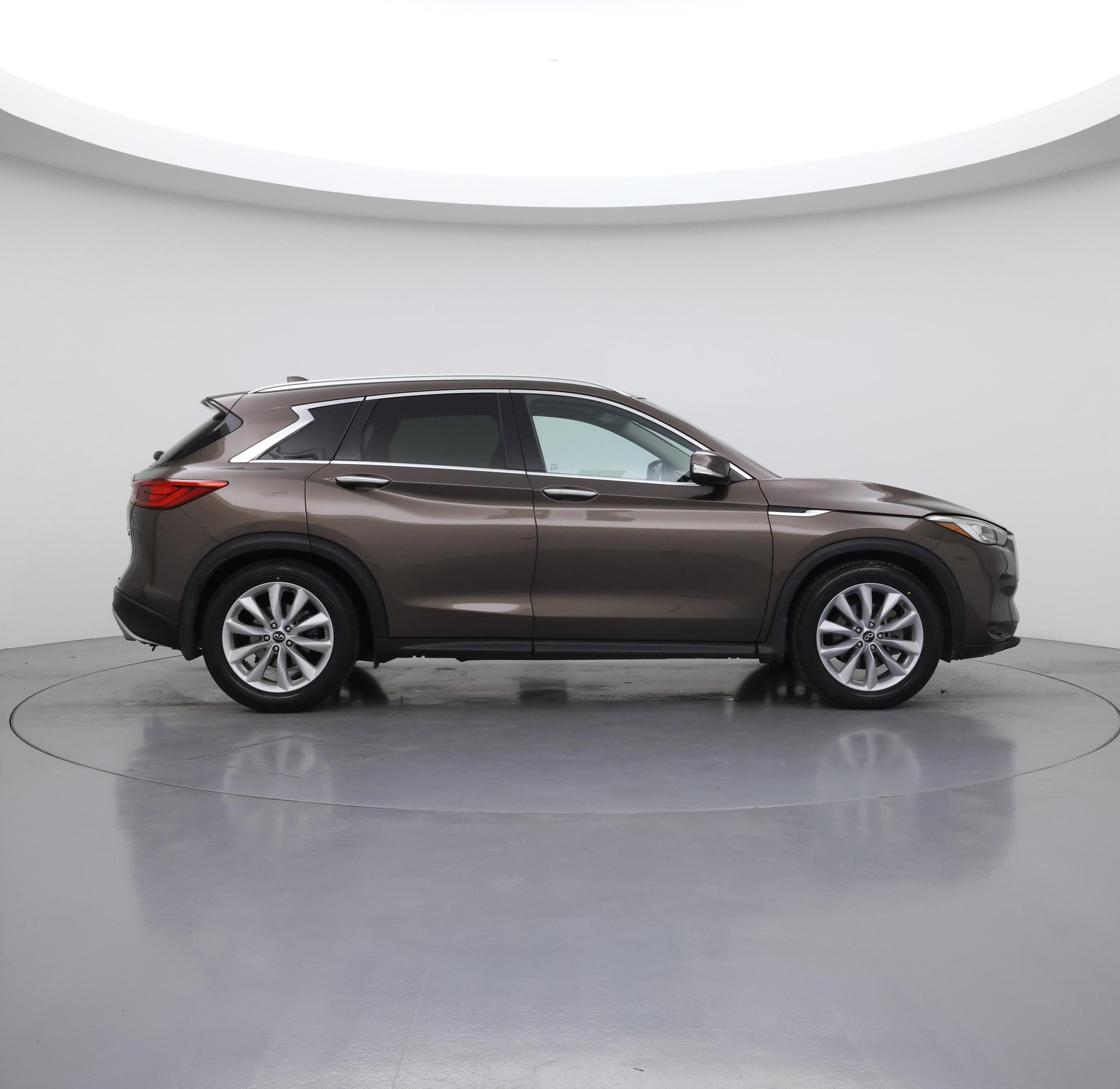 Thumbnail: 2019 INFINITI QX50 - 7