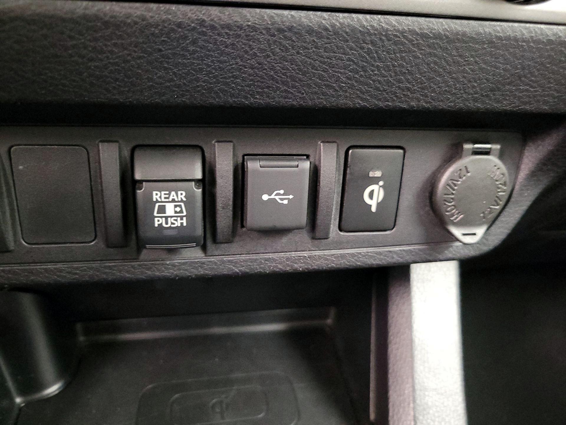 Thumbnail: 2022 Toyota Tacoma - 18