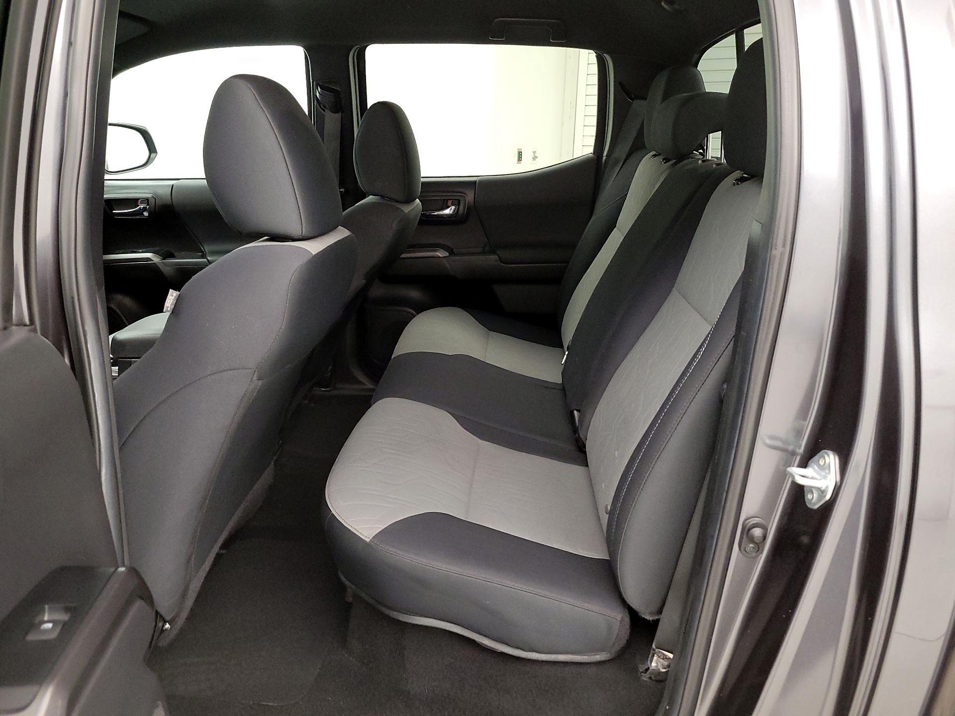 Thumbnail: 2022 Toyota Tacoma - 19