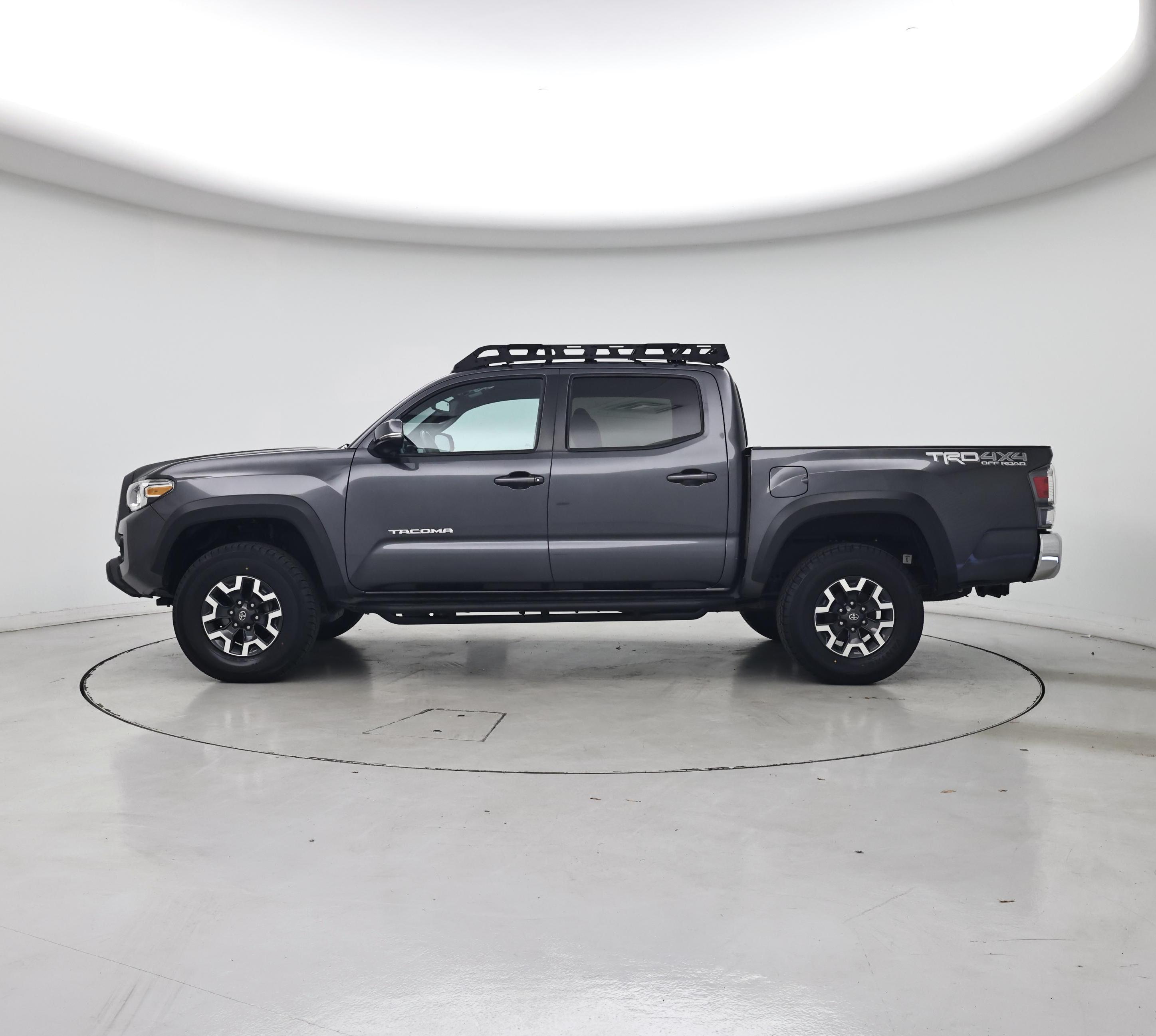 Thumbnail: 2022 Toyota Tacoma - 3