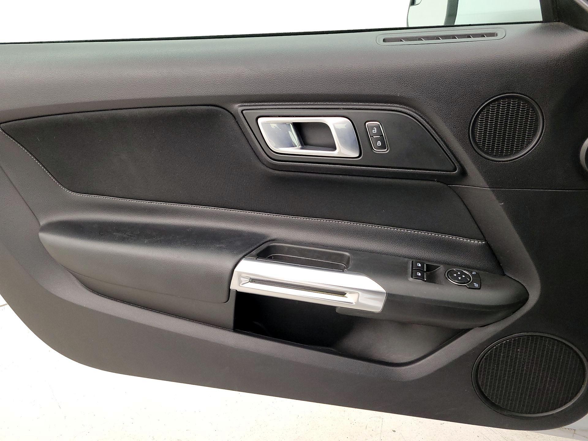 Thumbnail: 2019 Ford Mustang - 12