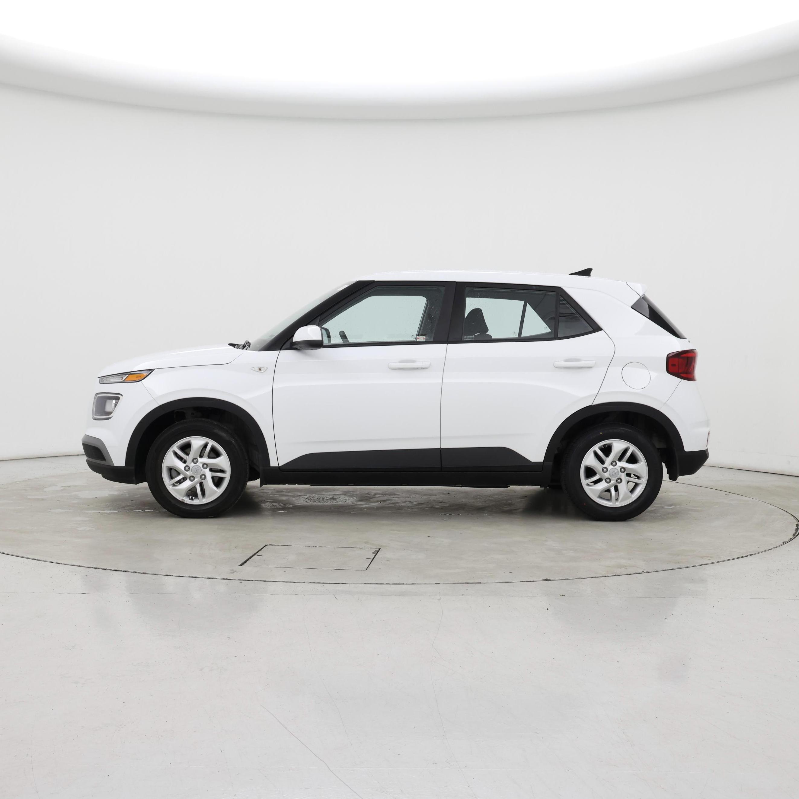 Thumbnail: 2022 Hyundai Venue - 3