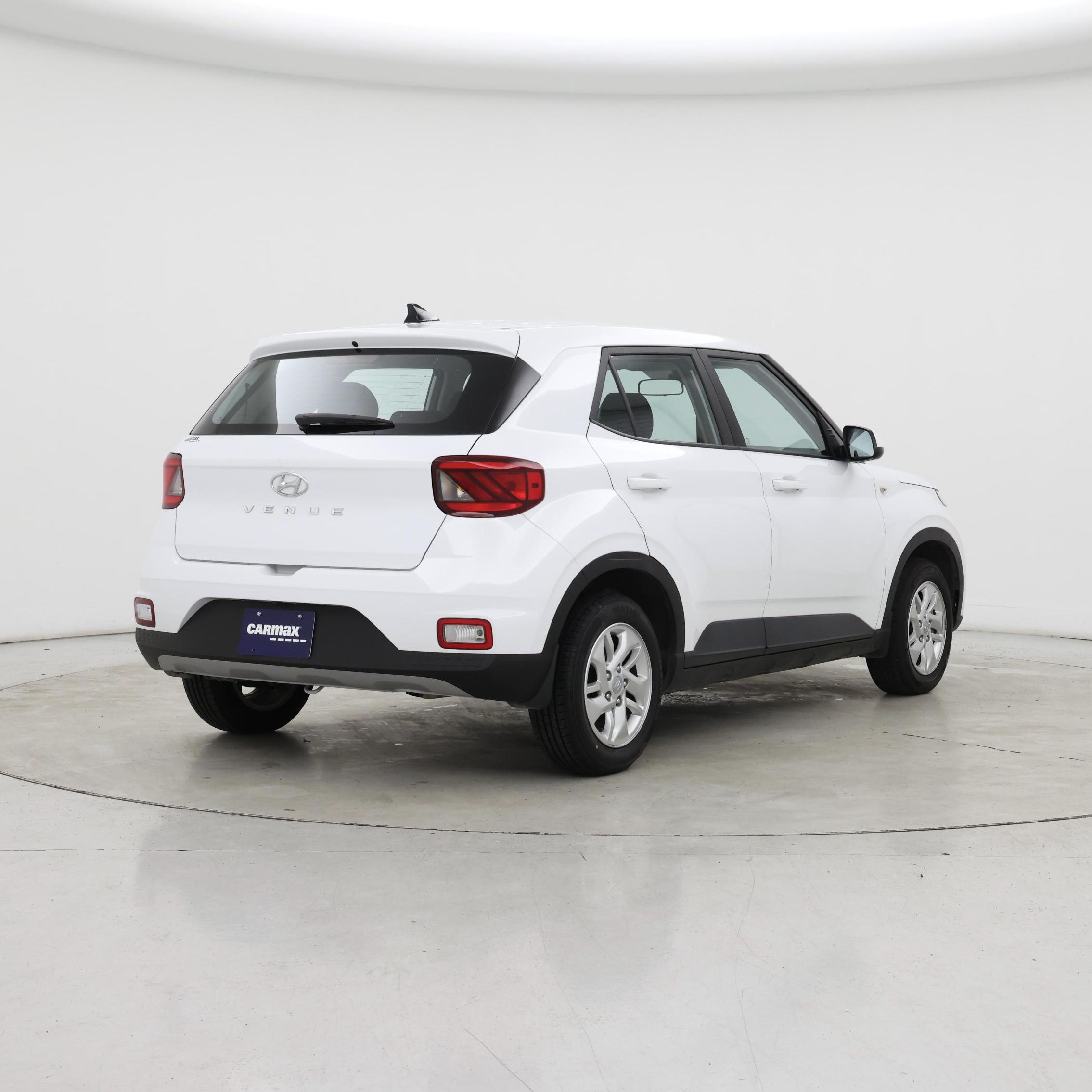 Thumbnail: 2022 Hyundai Venue - 8