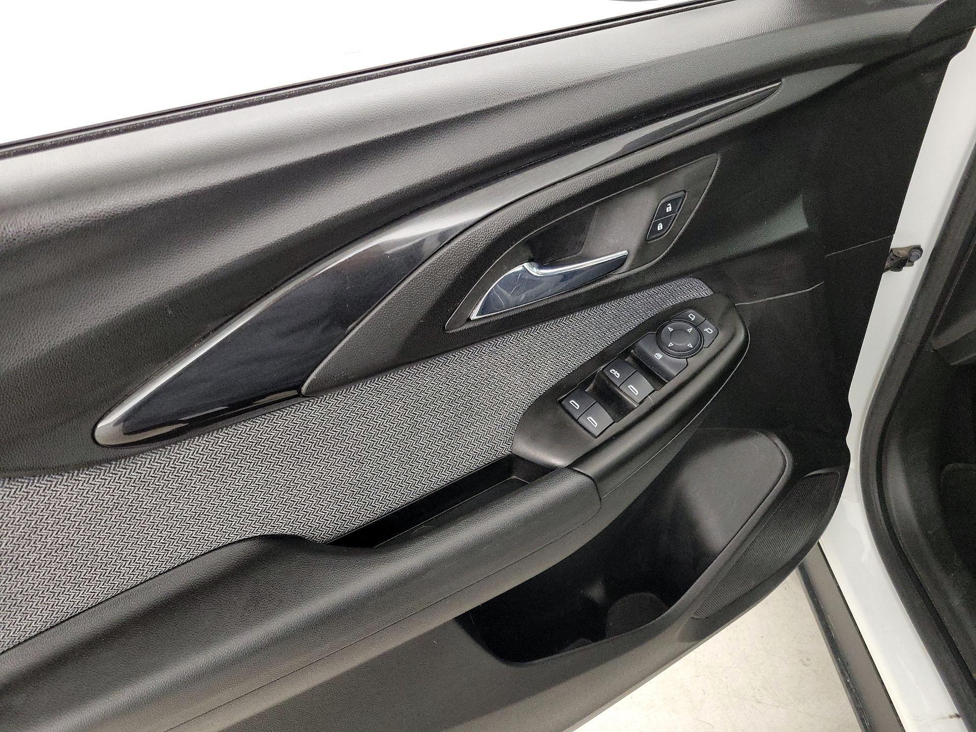 Thumbnail: 2023 Chevrolet TrailBlazer - 12