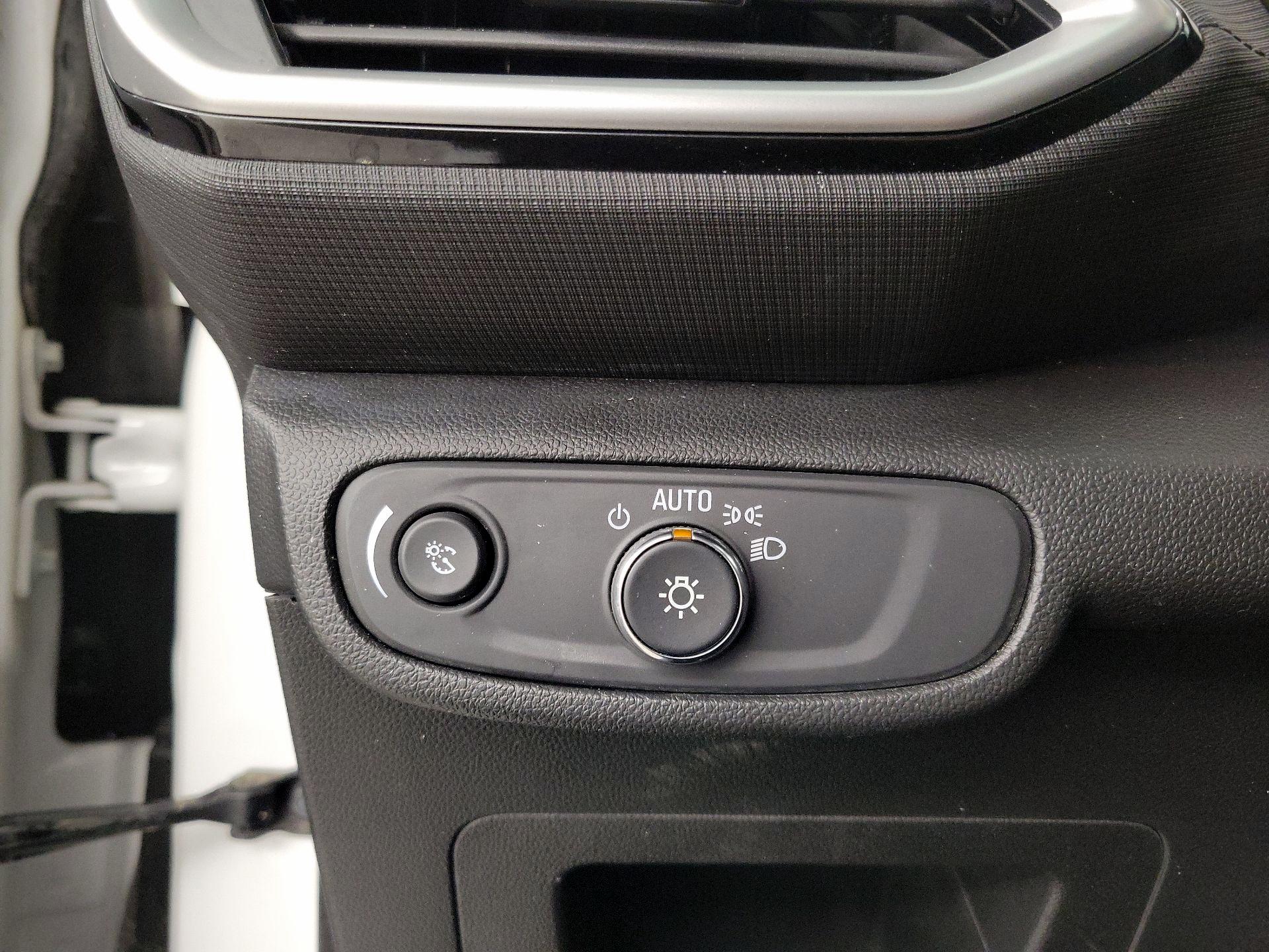 Thumbnail: 2023 Chevrolet TrailBlazer - 13