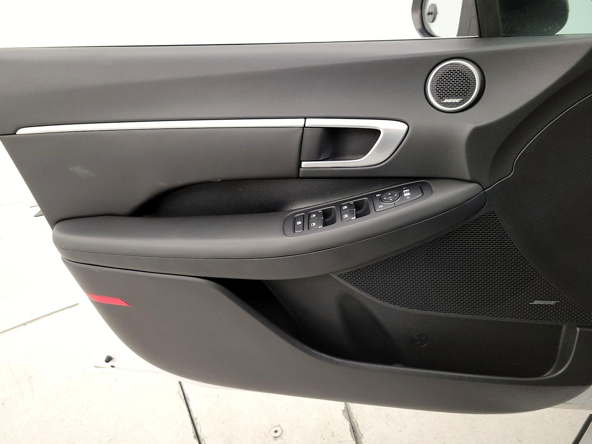 Thumbnail: 2021 Hyundai Sonata - 12