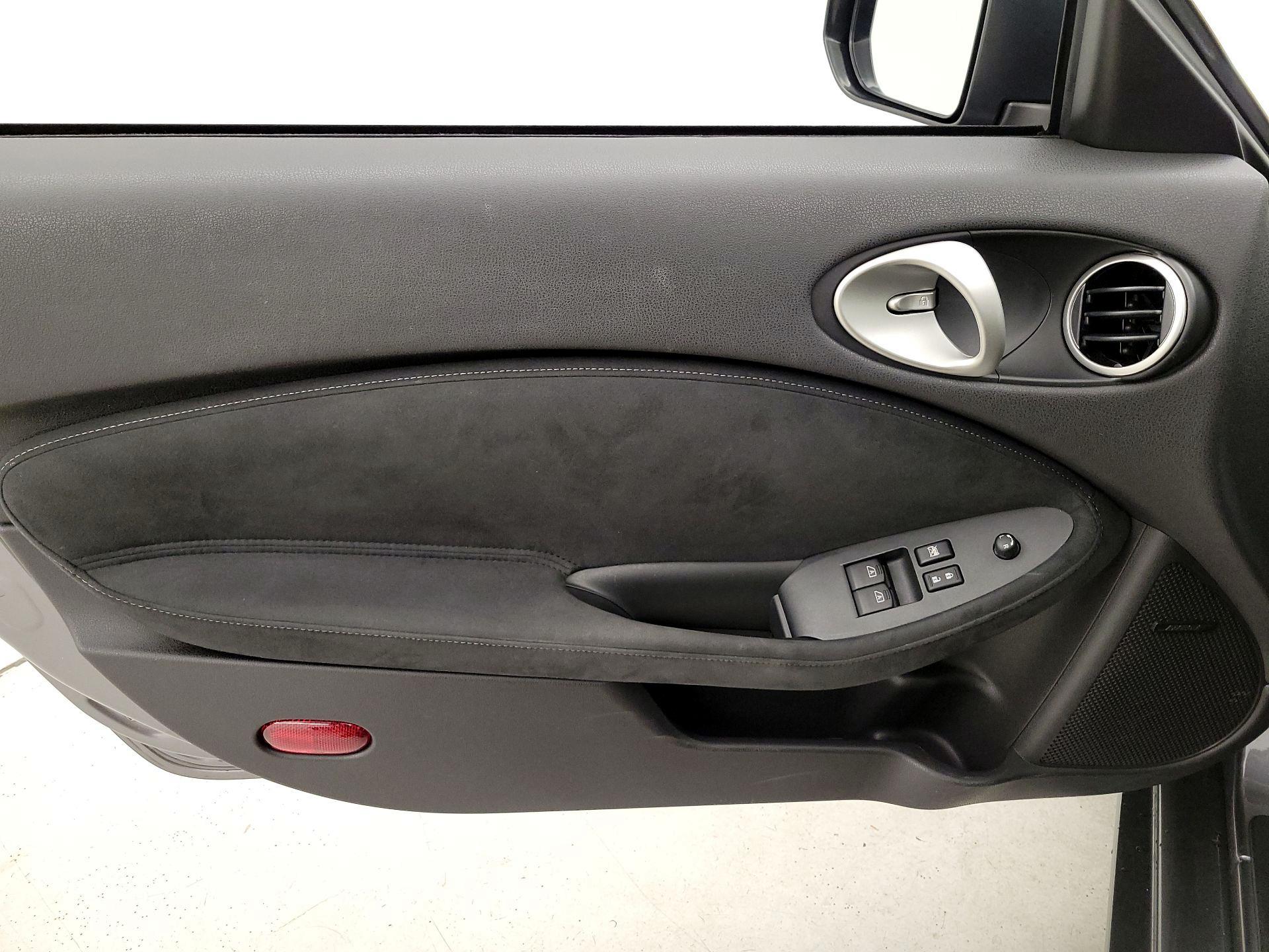 Thumbnail: 2014 Nissan Z - 12