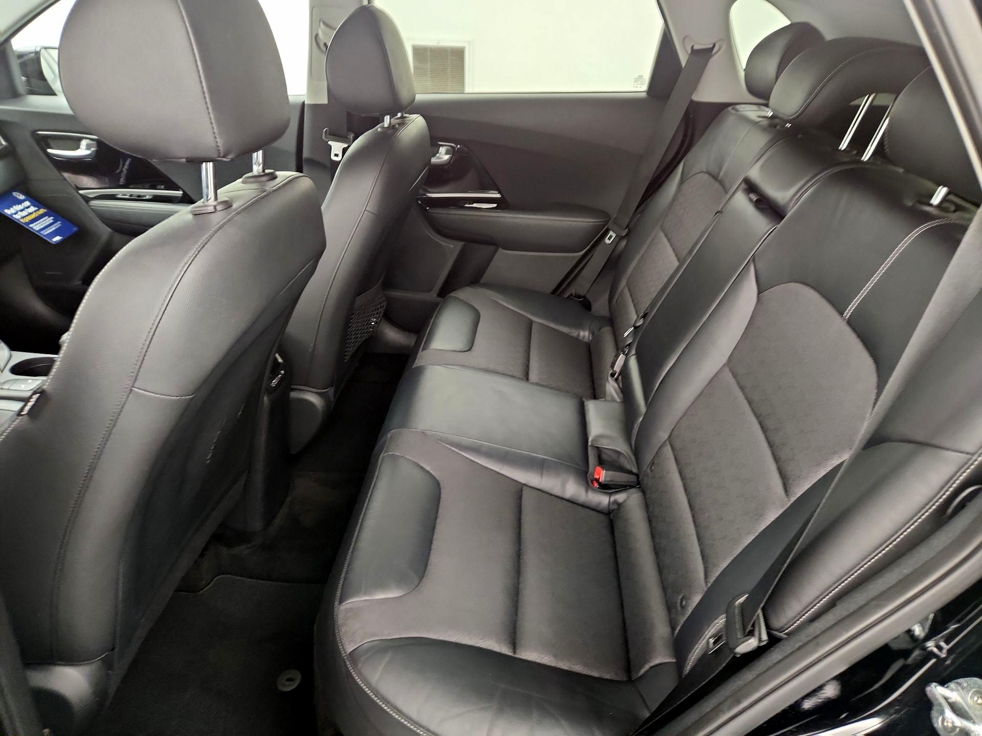 Thumbnail: 2017 Kia Niro - 18