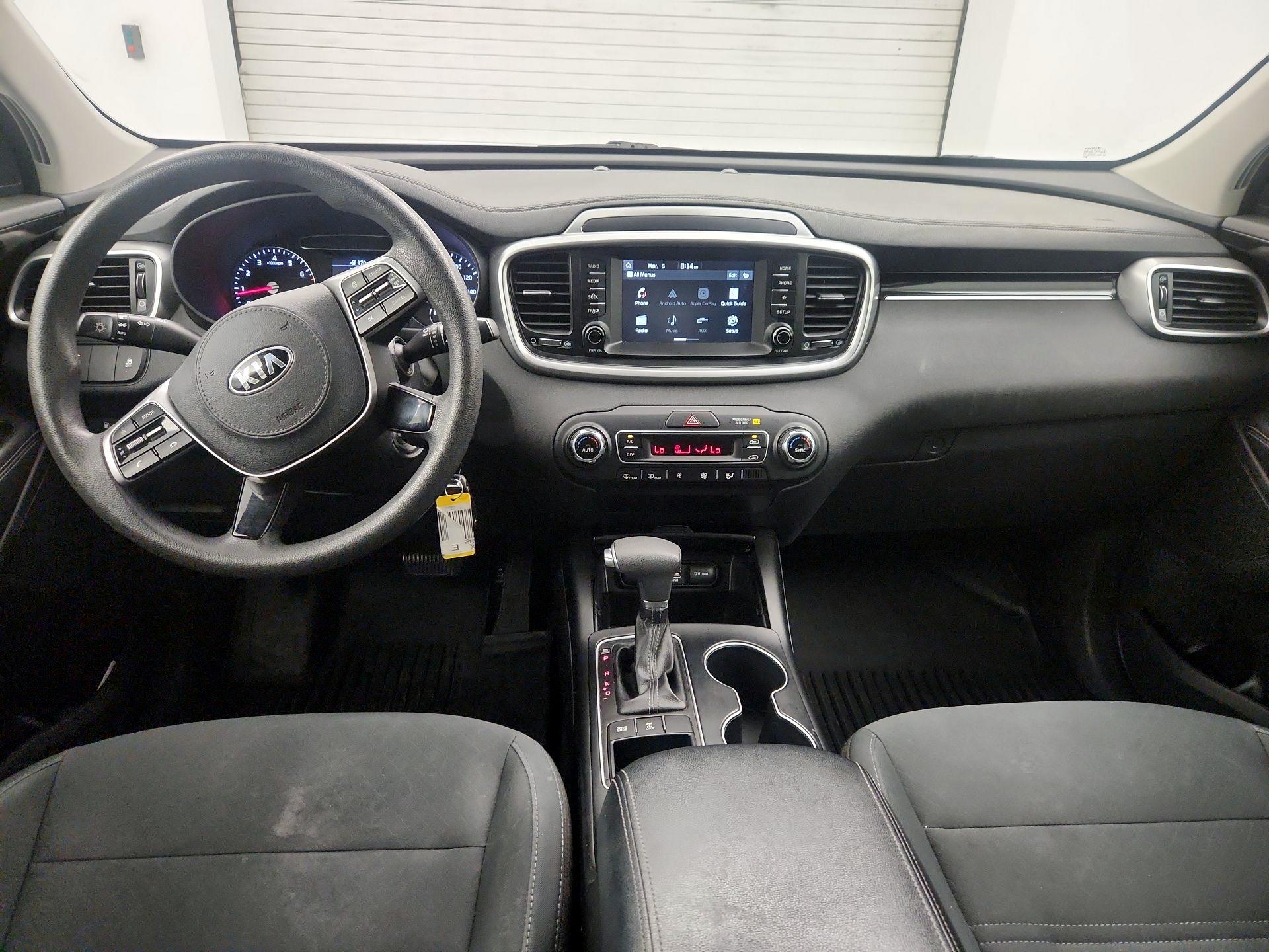 Thumbnail: 2019 Kia Sorento - 9