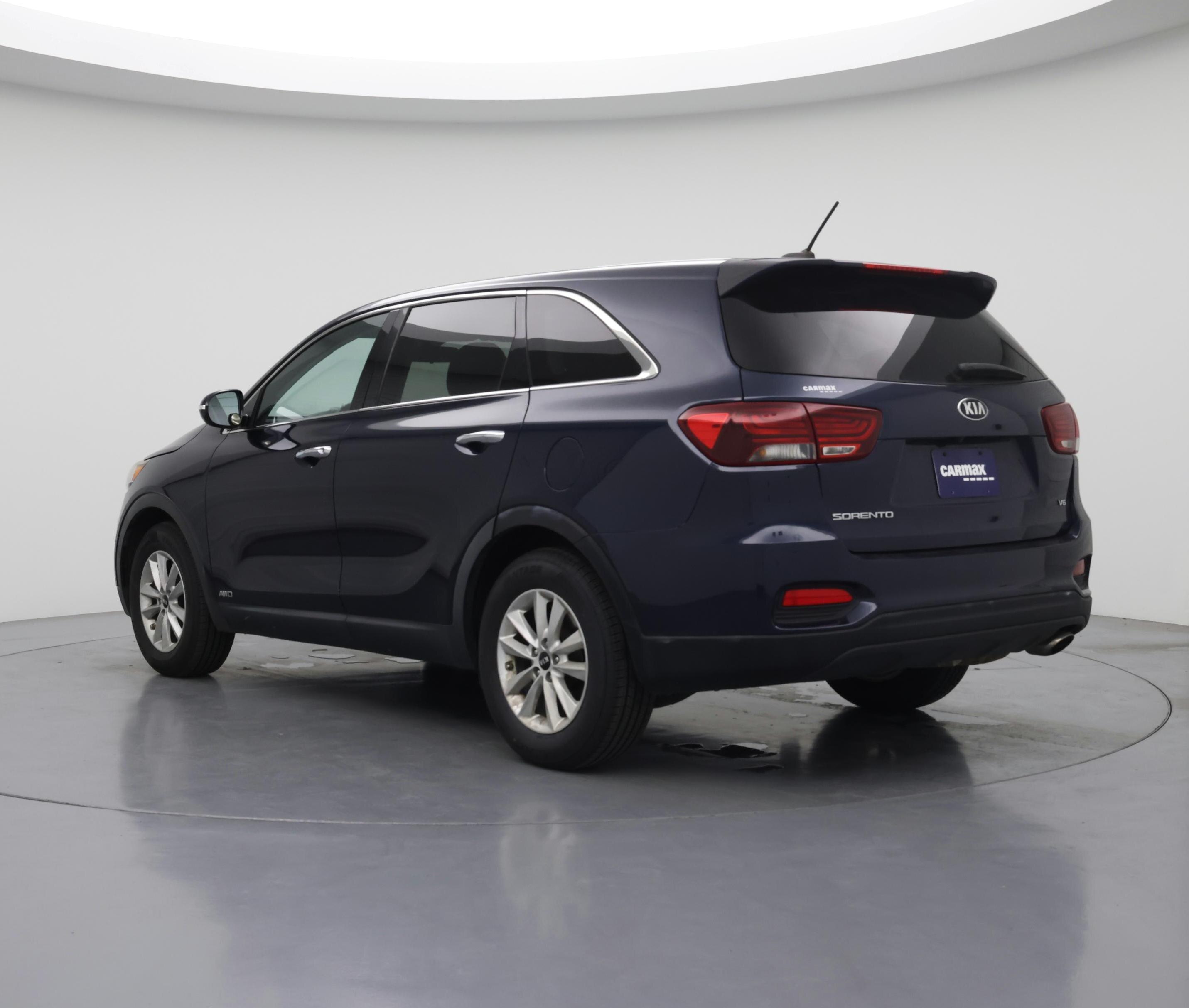 Thumbnail: 2019 Kia Sorento - 2