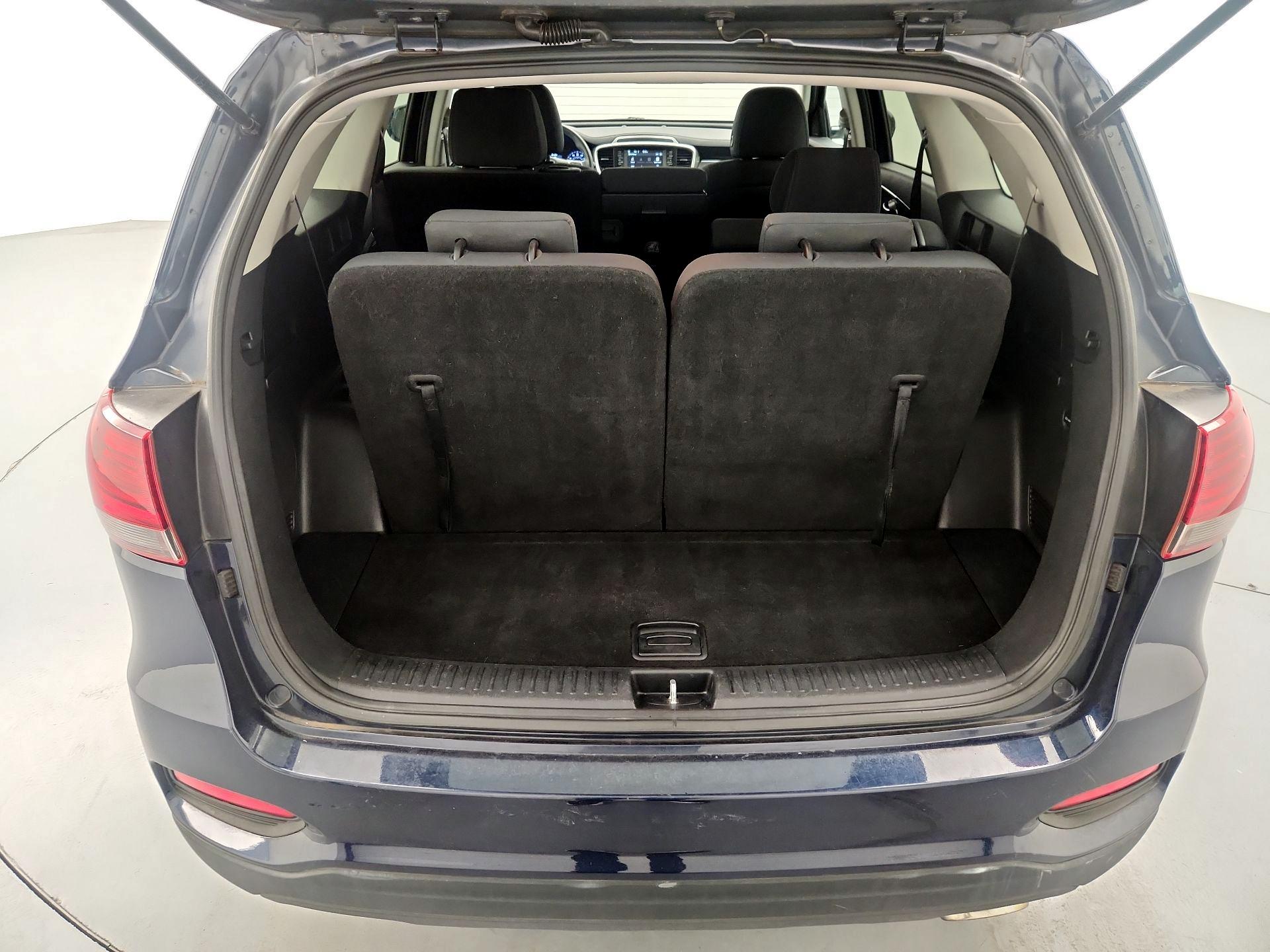 Thumbnail: 2019 Kia Sorento - 20