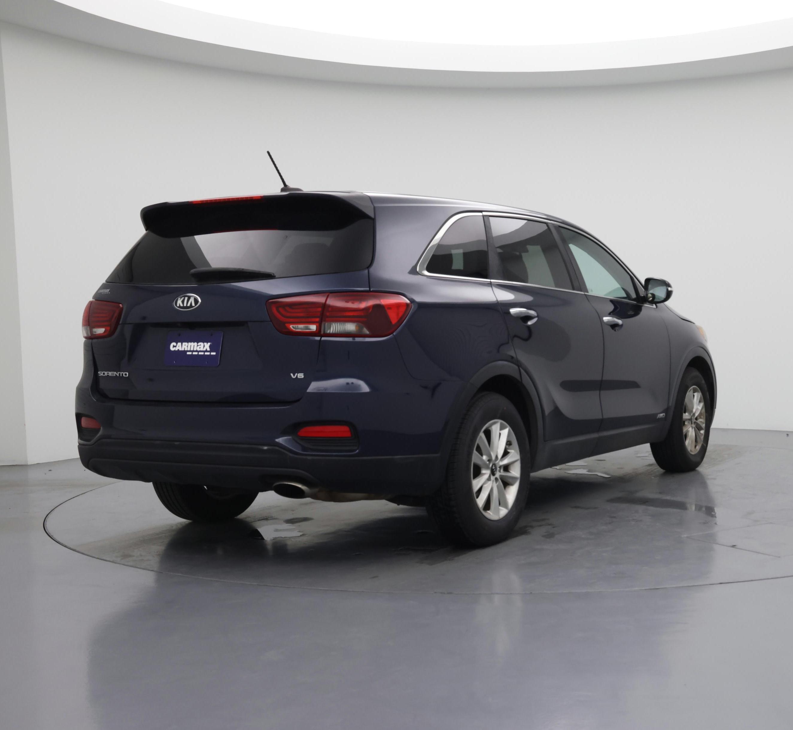 Thumbnail: 2019 Kia Sorento - 8