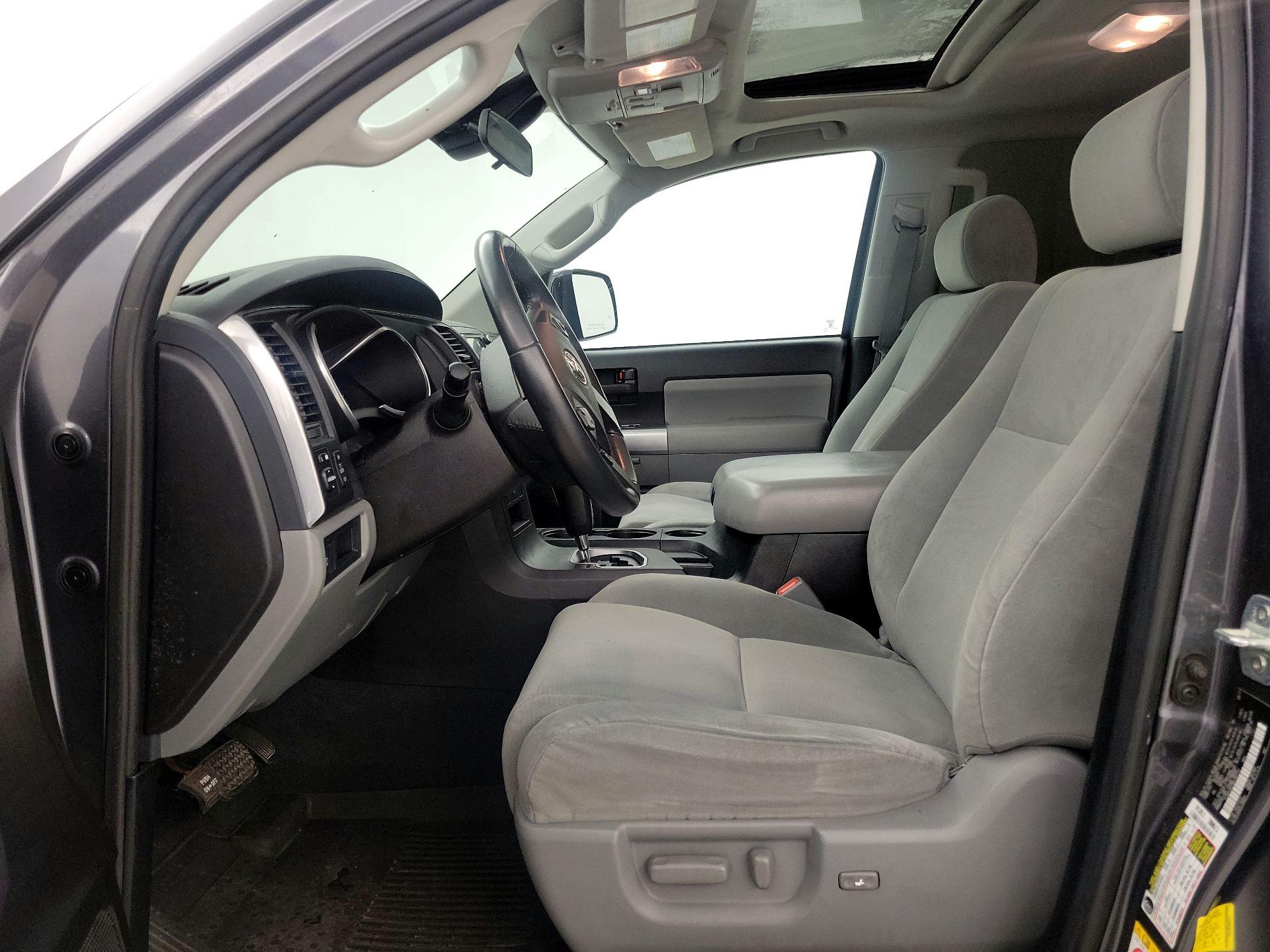 Thumbnail: 2022 Toyota Sequoia - 11