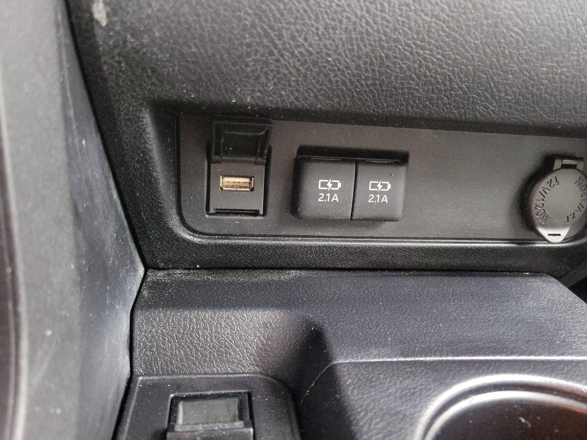 Thumbnail: 2022 Toyota Sequoia - 18