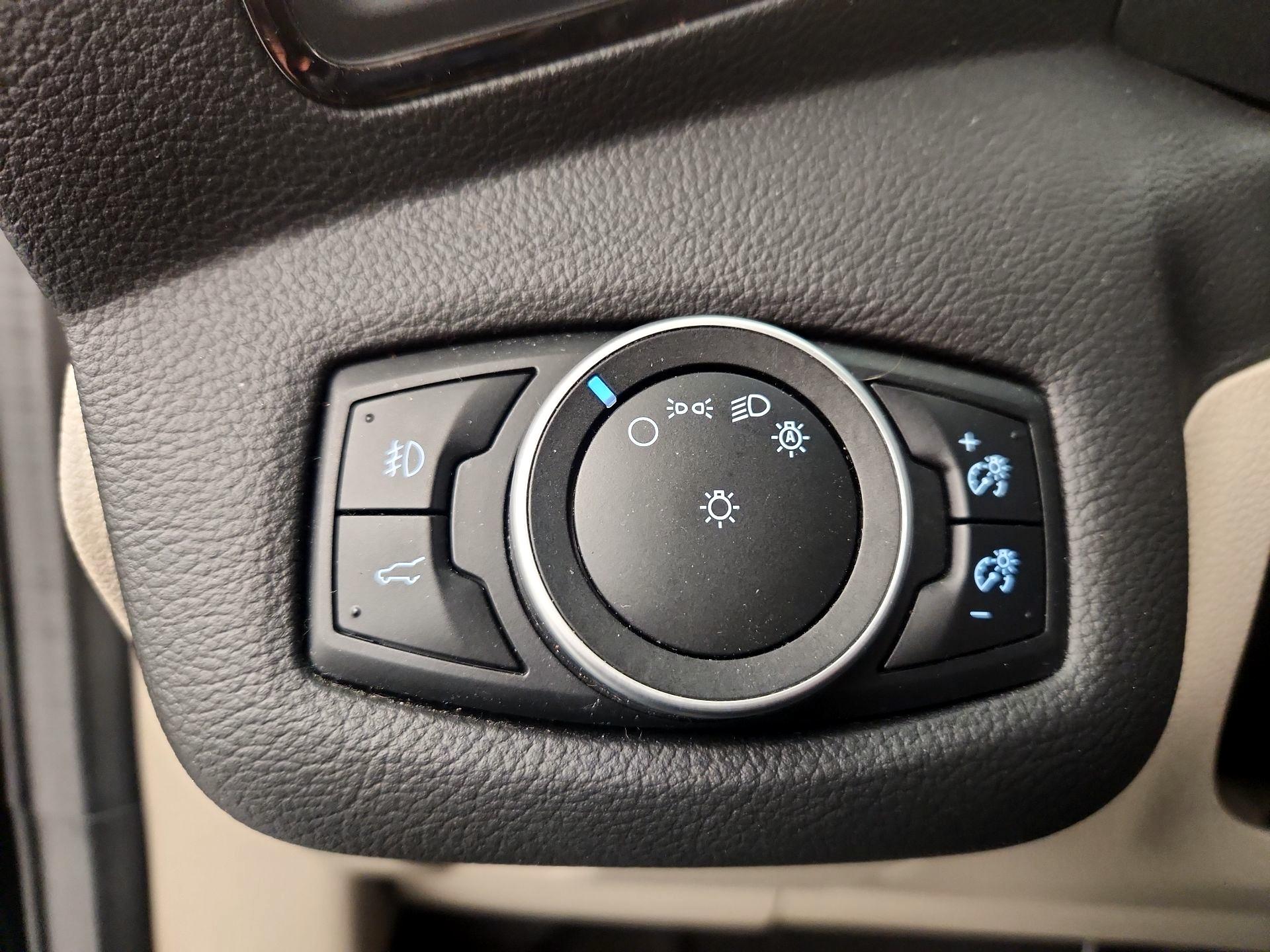 Thumbnail: 2017 Ford Escape - 13