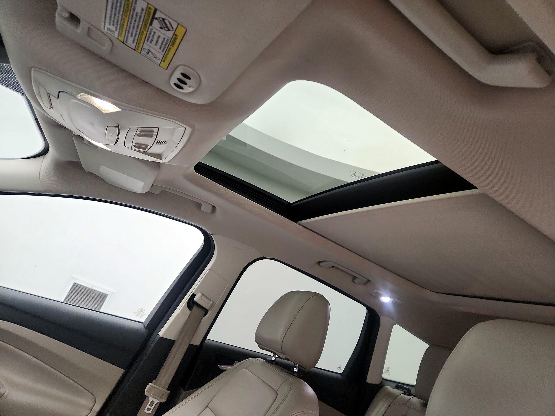 Thumbnail: 2017 Ford Escape - 18