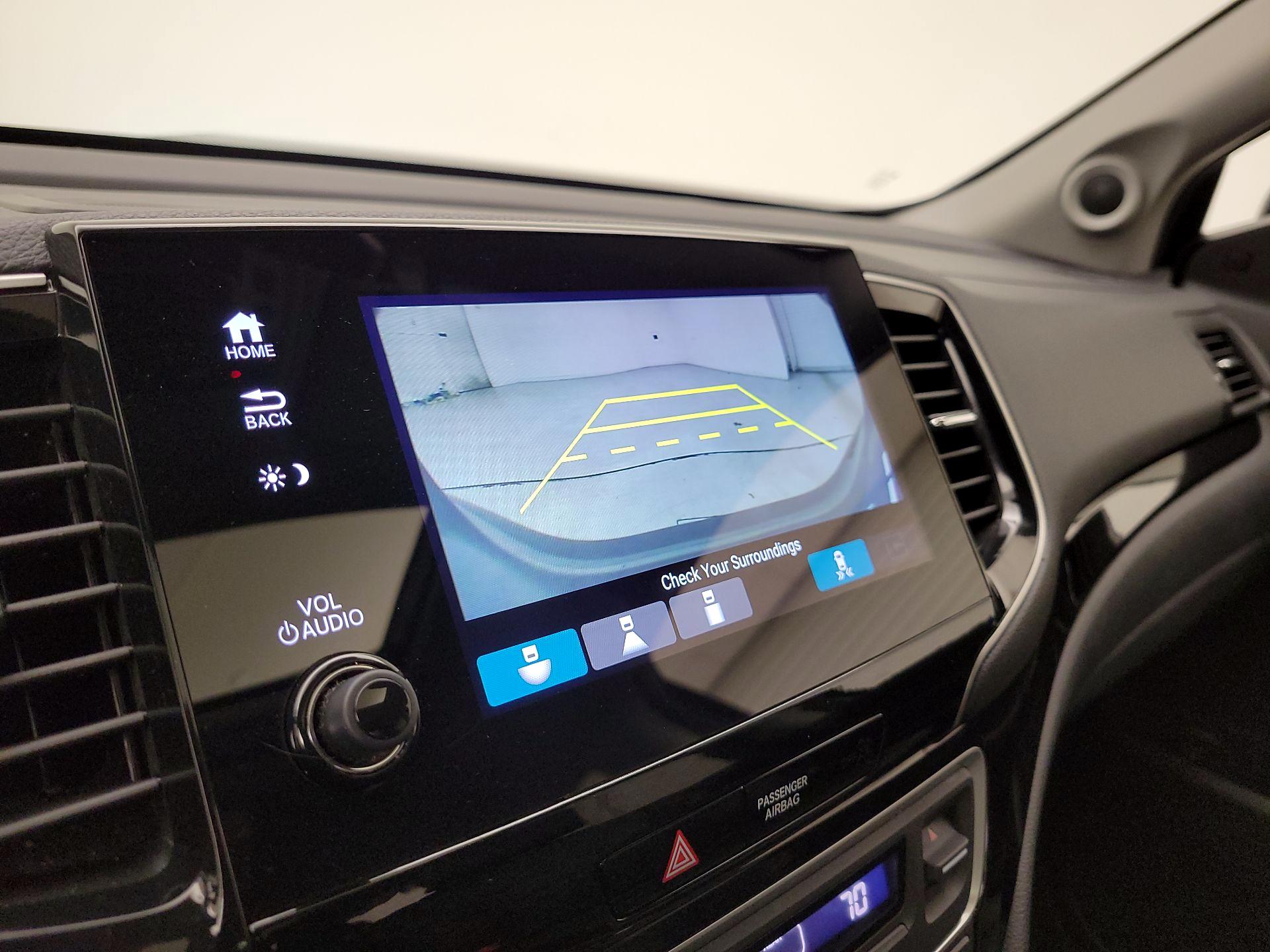 Thumbnail: 2019 Honda Pilot - 15