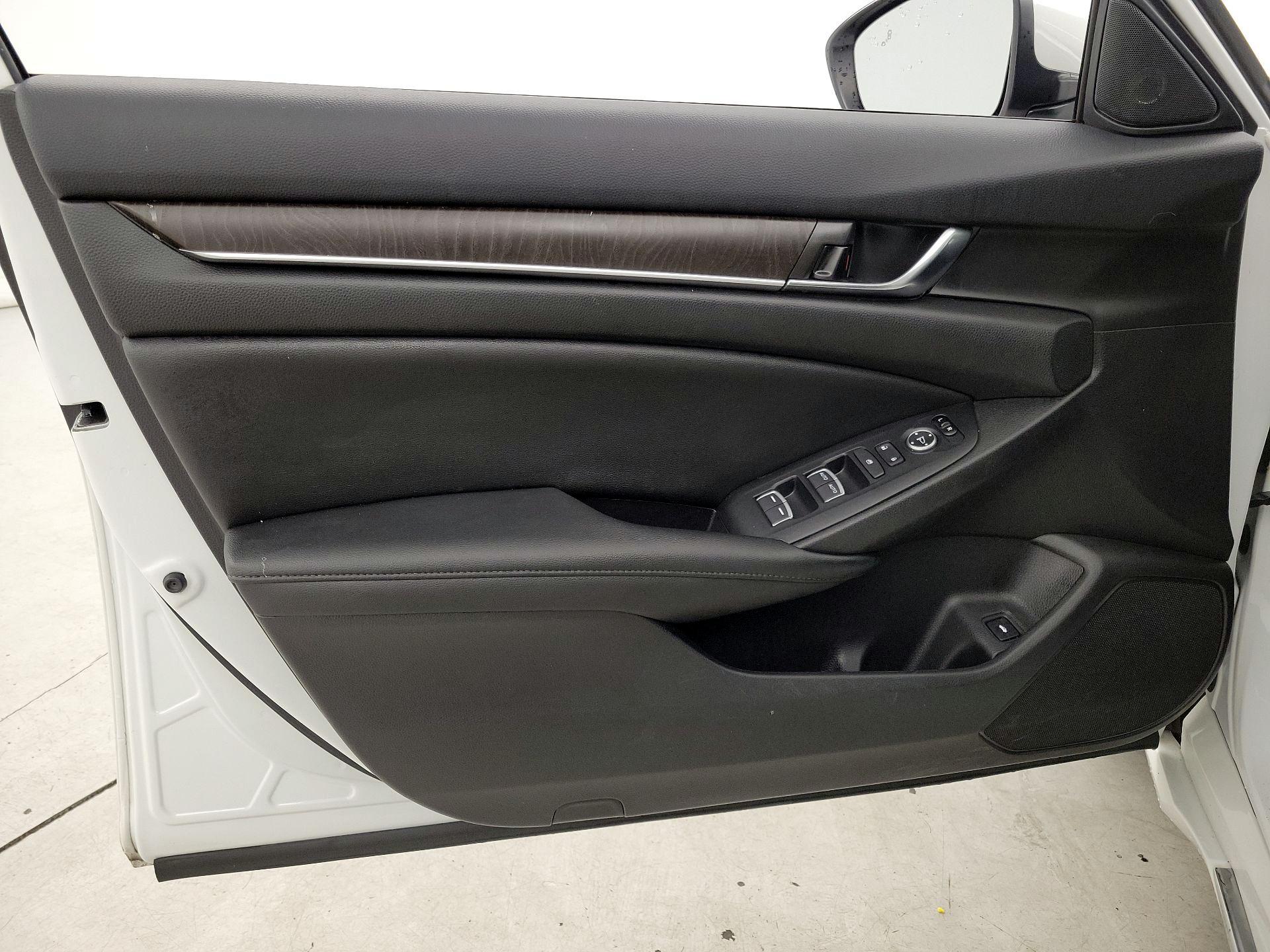 Thumbnail: 2021 Honda Accord - 12