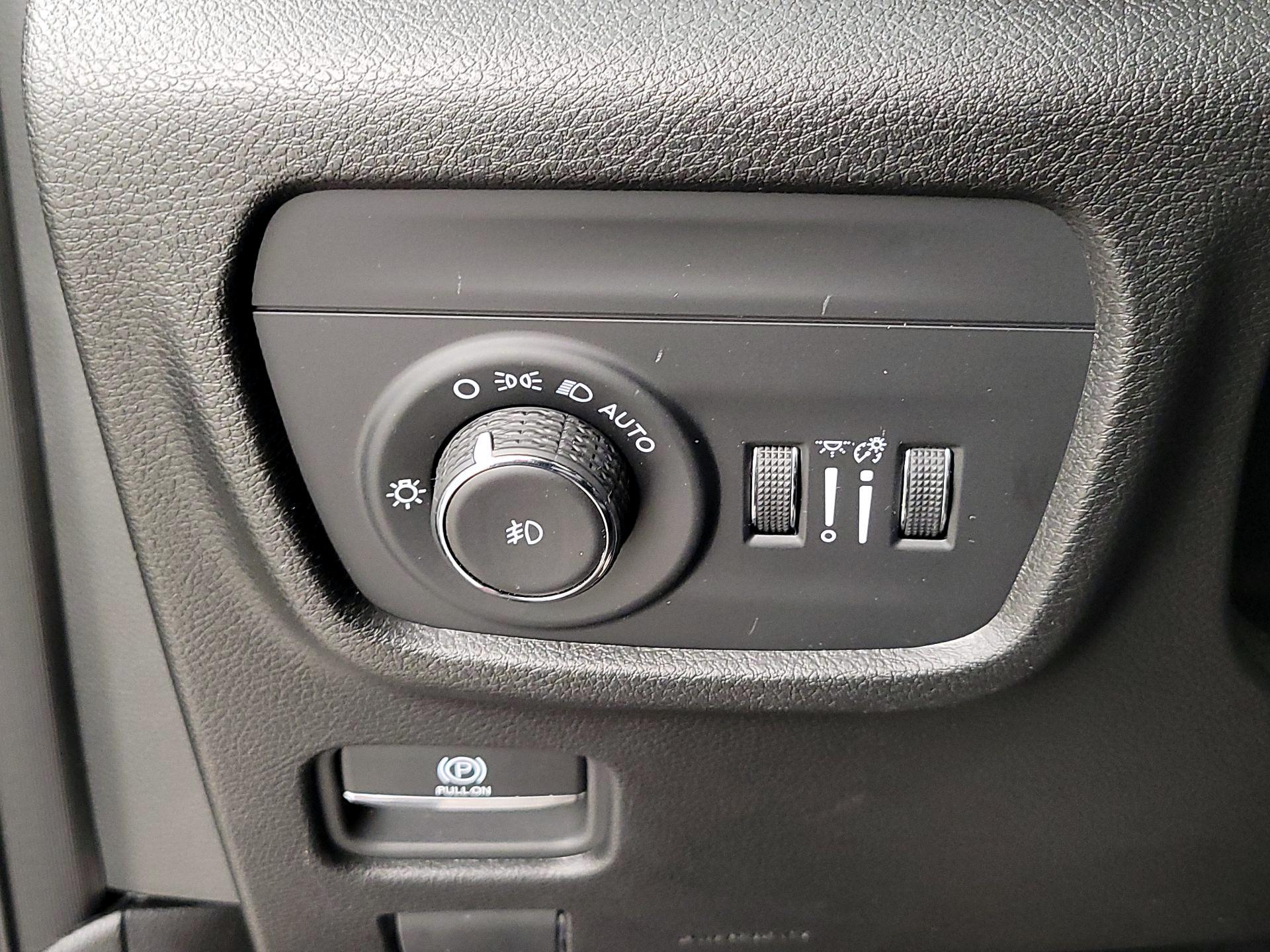 Thumbnail: 2024 Jeep Grand Cherokee - 13