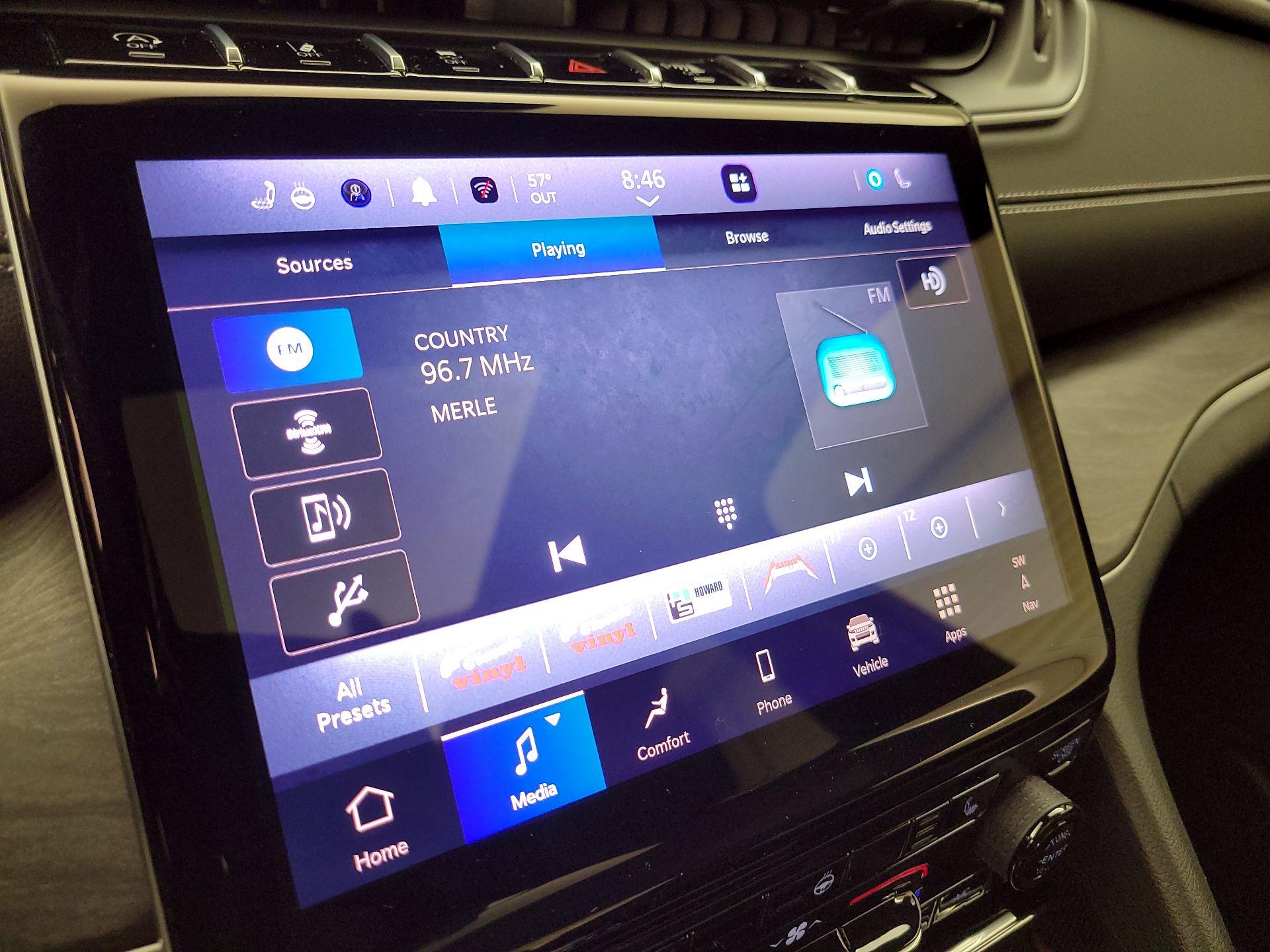 Thumbnail: 2024 Jeep Grand Cherokee - 16