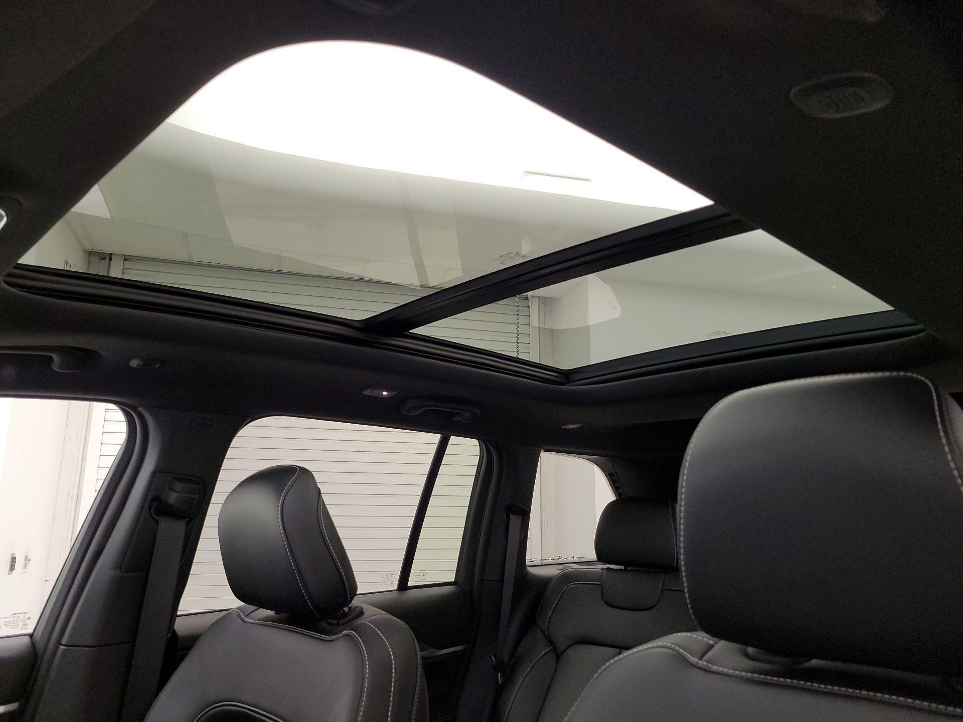 Thumbnail: 2024 Jeep Grand Cherokee - 20