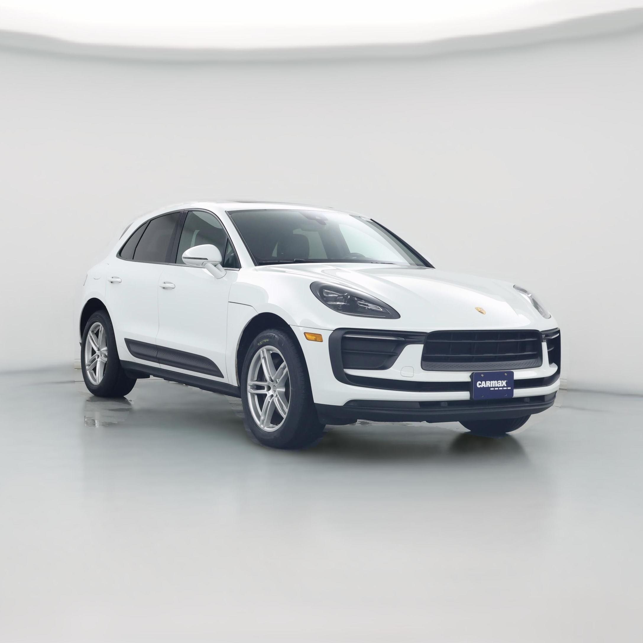 Thumbnail: 2022 Porsche Macan - 1