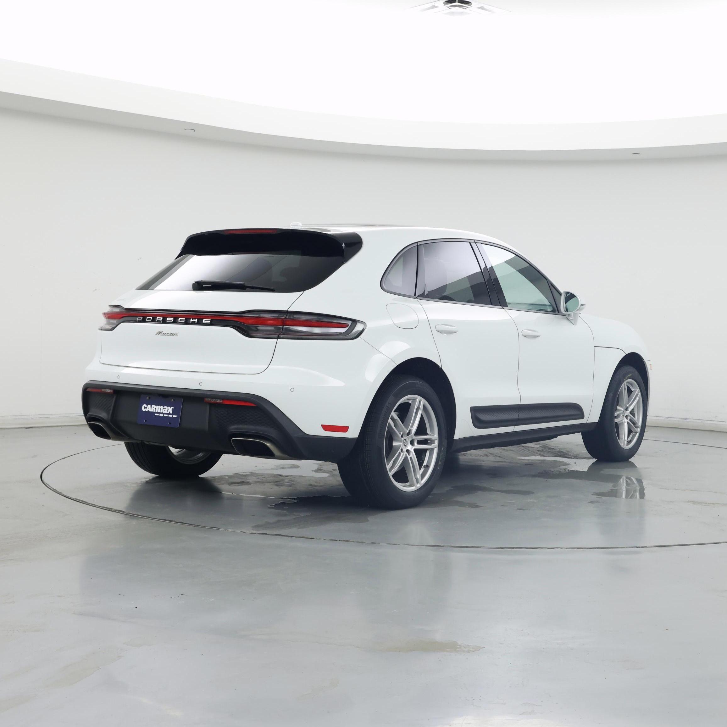 Thumbnail: 2022 Porsche Macan - 8