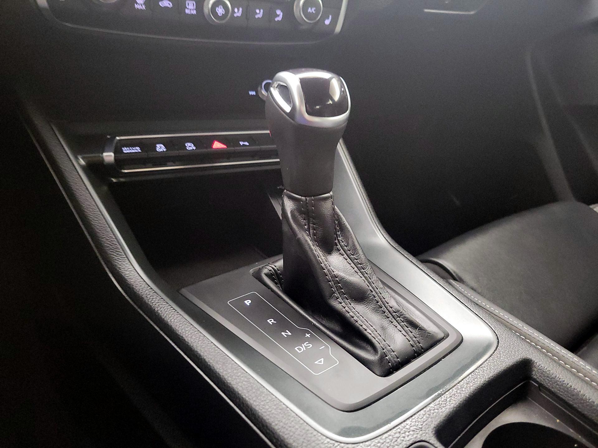 Thumbnail: 2023 Audi Q3 - 17