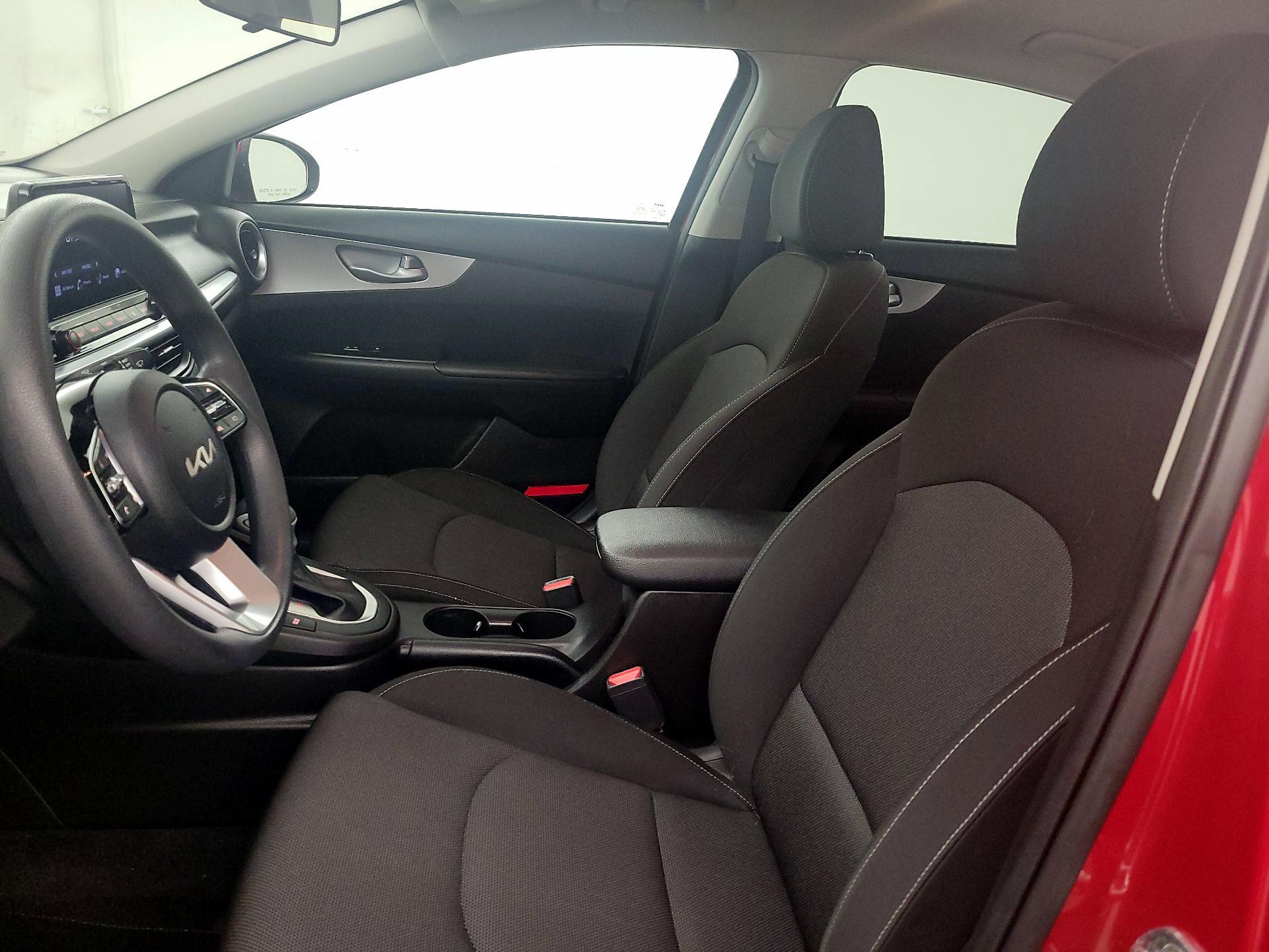 Thumbnail: 2023 Kia Forte - 11