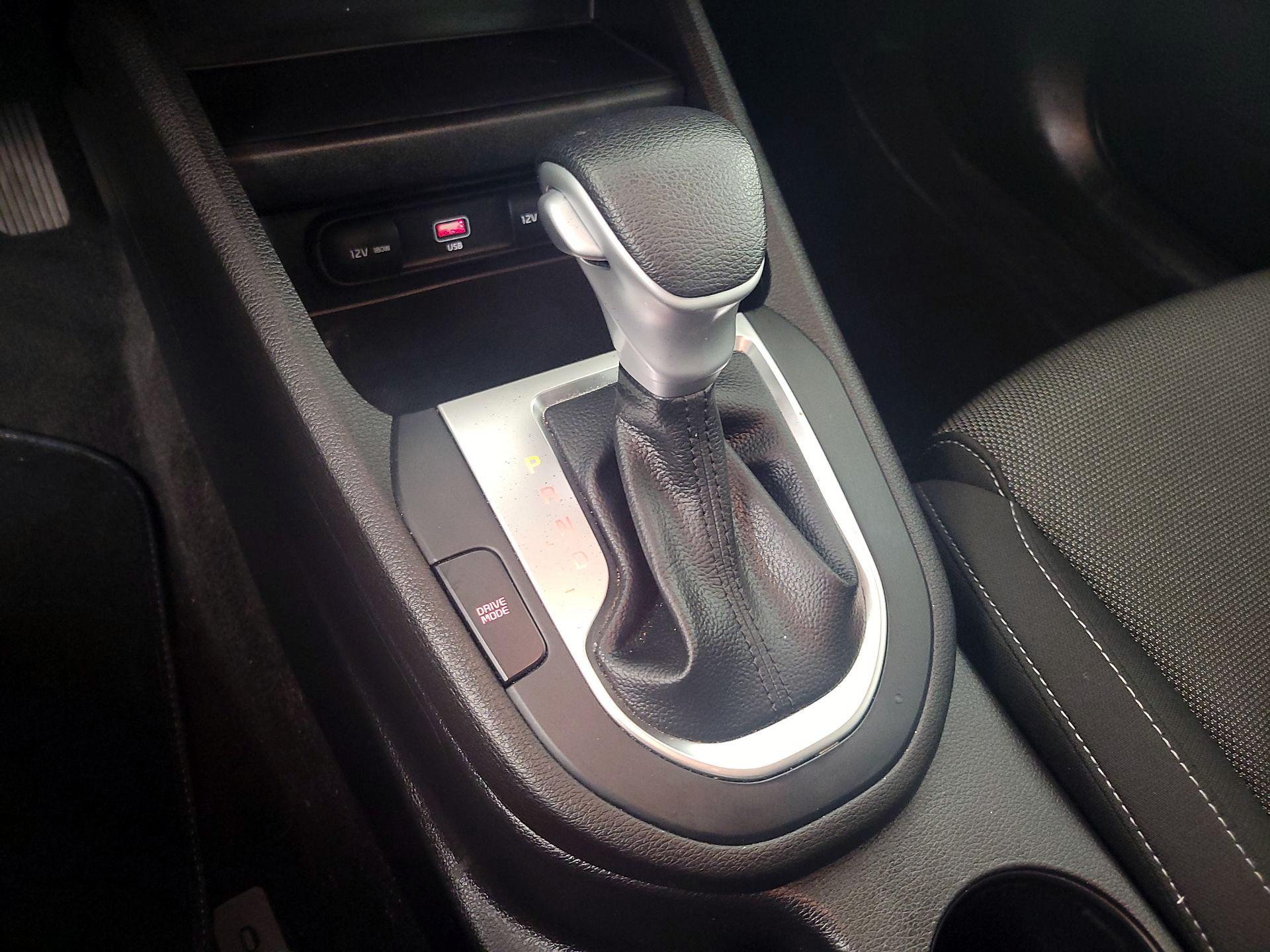 Thumbnail: 2023 Kia Forte - 17