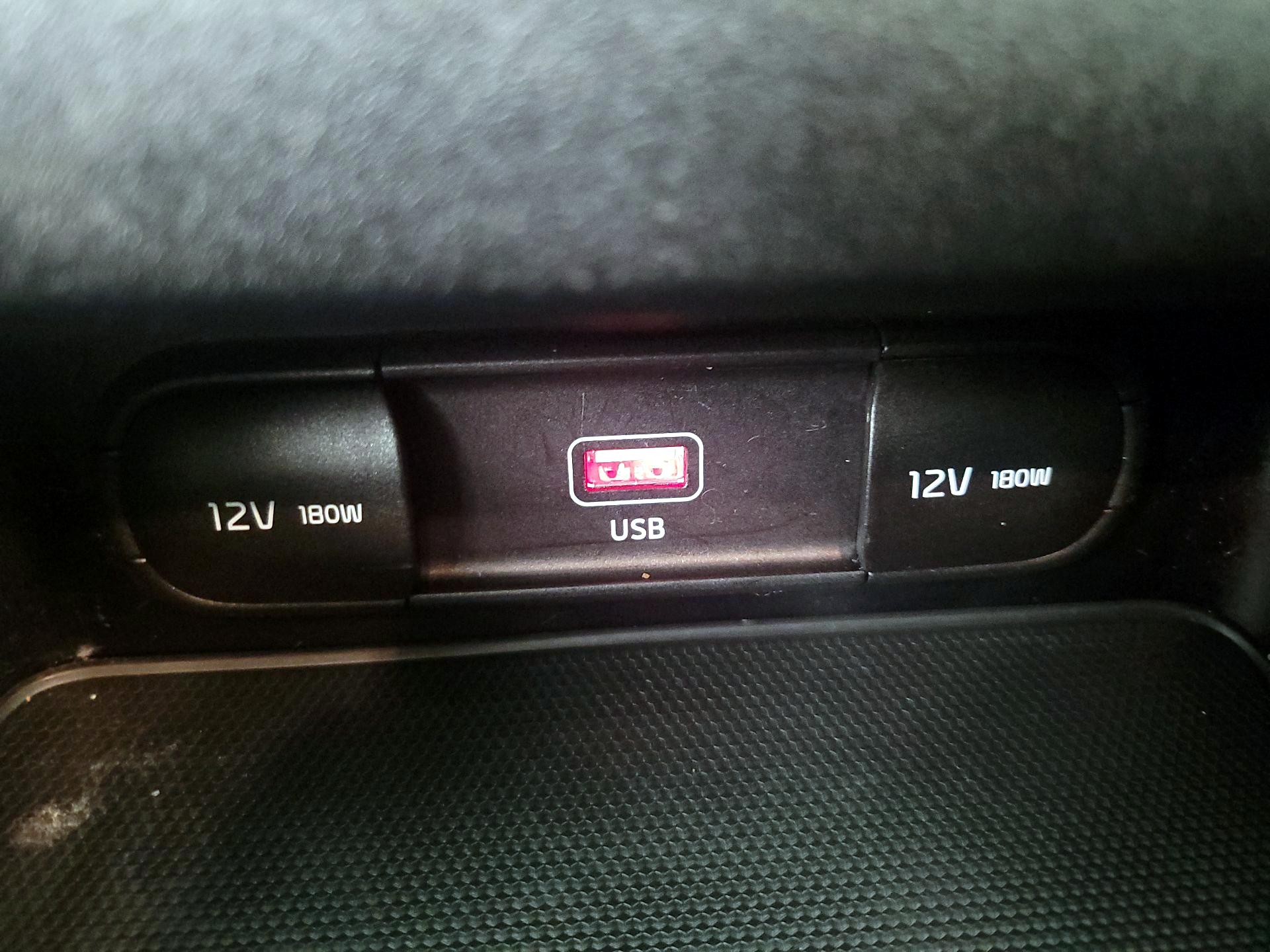 Thumbnail: 2023 Kia Forte - 18