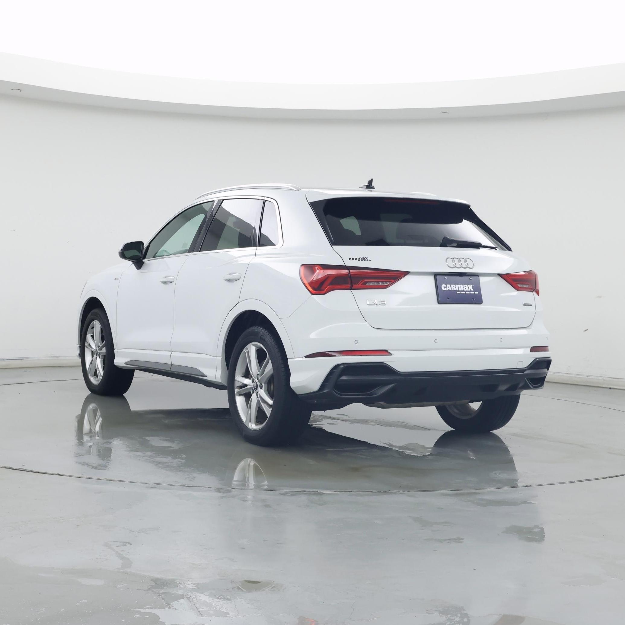 Thumbnail: 2022 Audi Q3 - 2