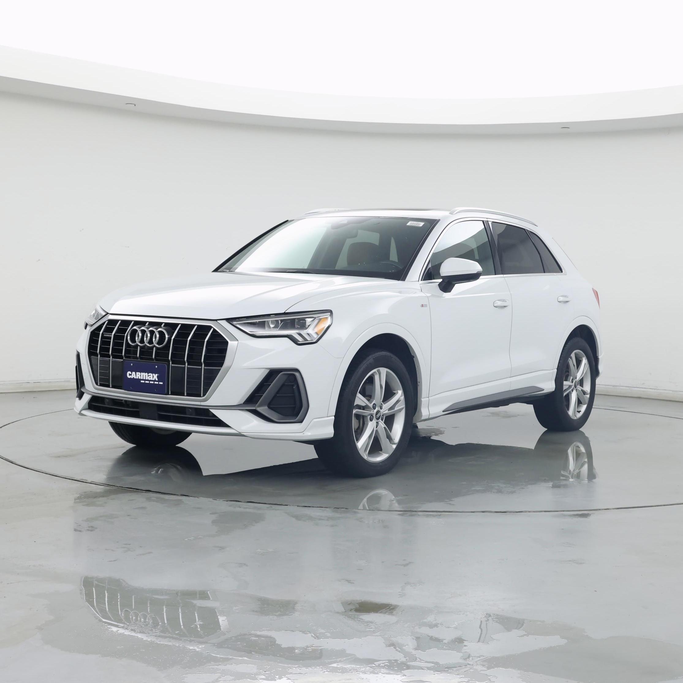 Thumbnail: 2022 Audi Q3 - 4
