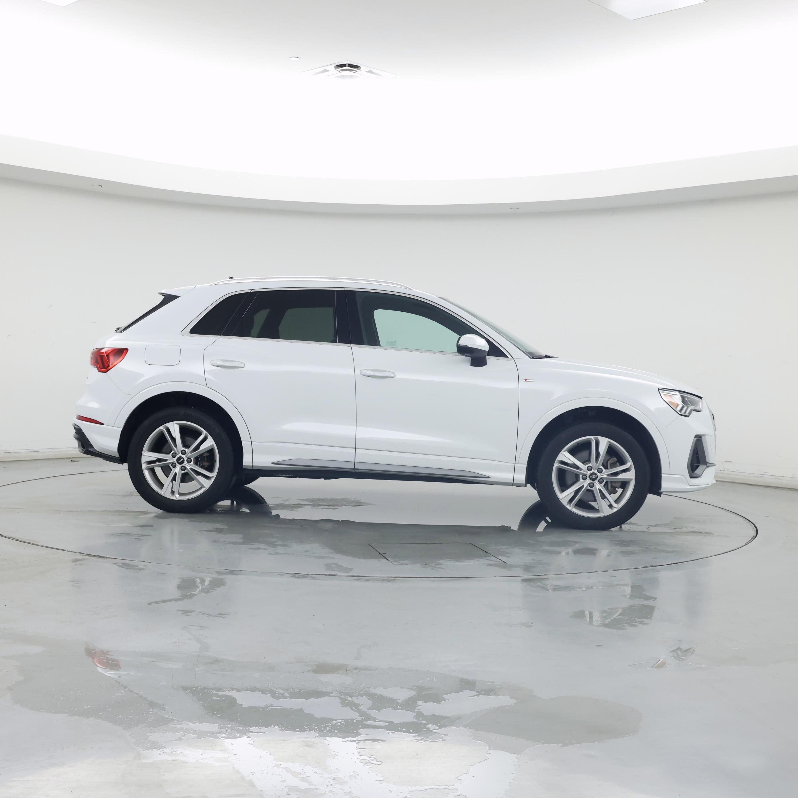 Thumbnail: 2022 Audi Q3 - 7