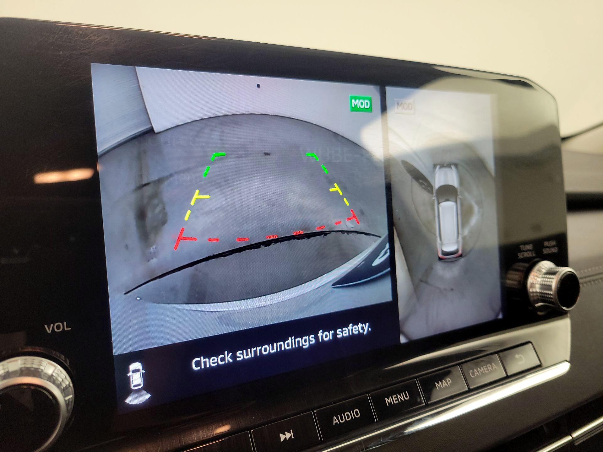 Thumbnail: 2022 Mitsubishi Outlander - 15