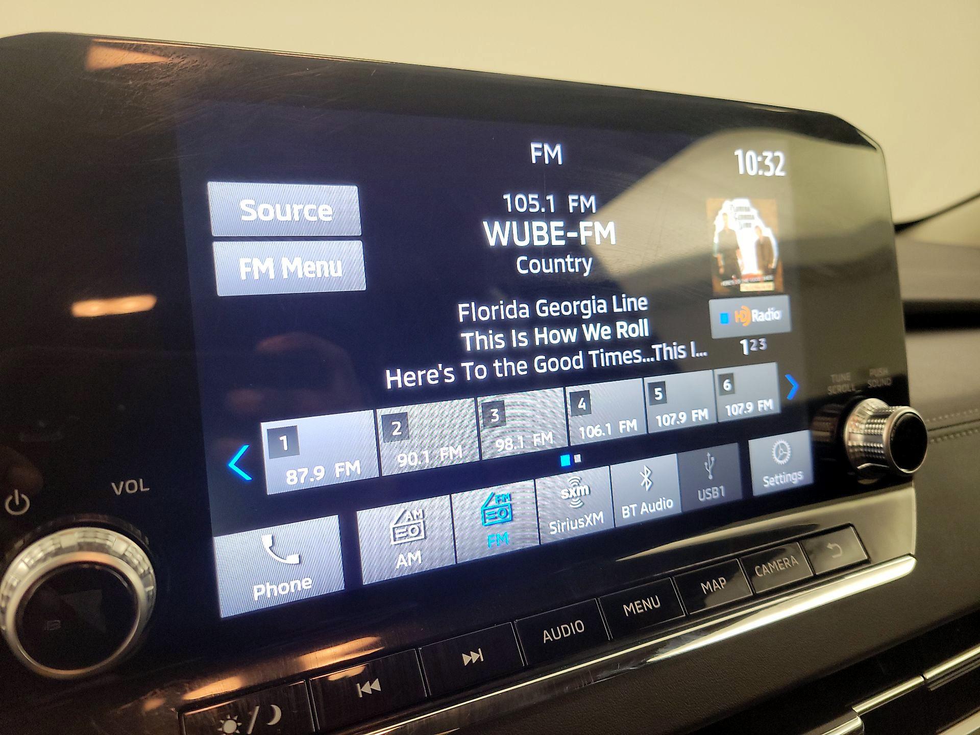 Thumbnail: 2022 Mitsubishi Outlander - 16