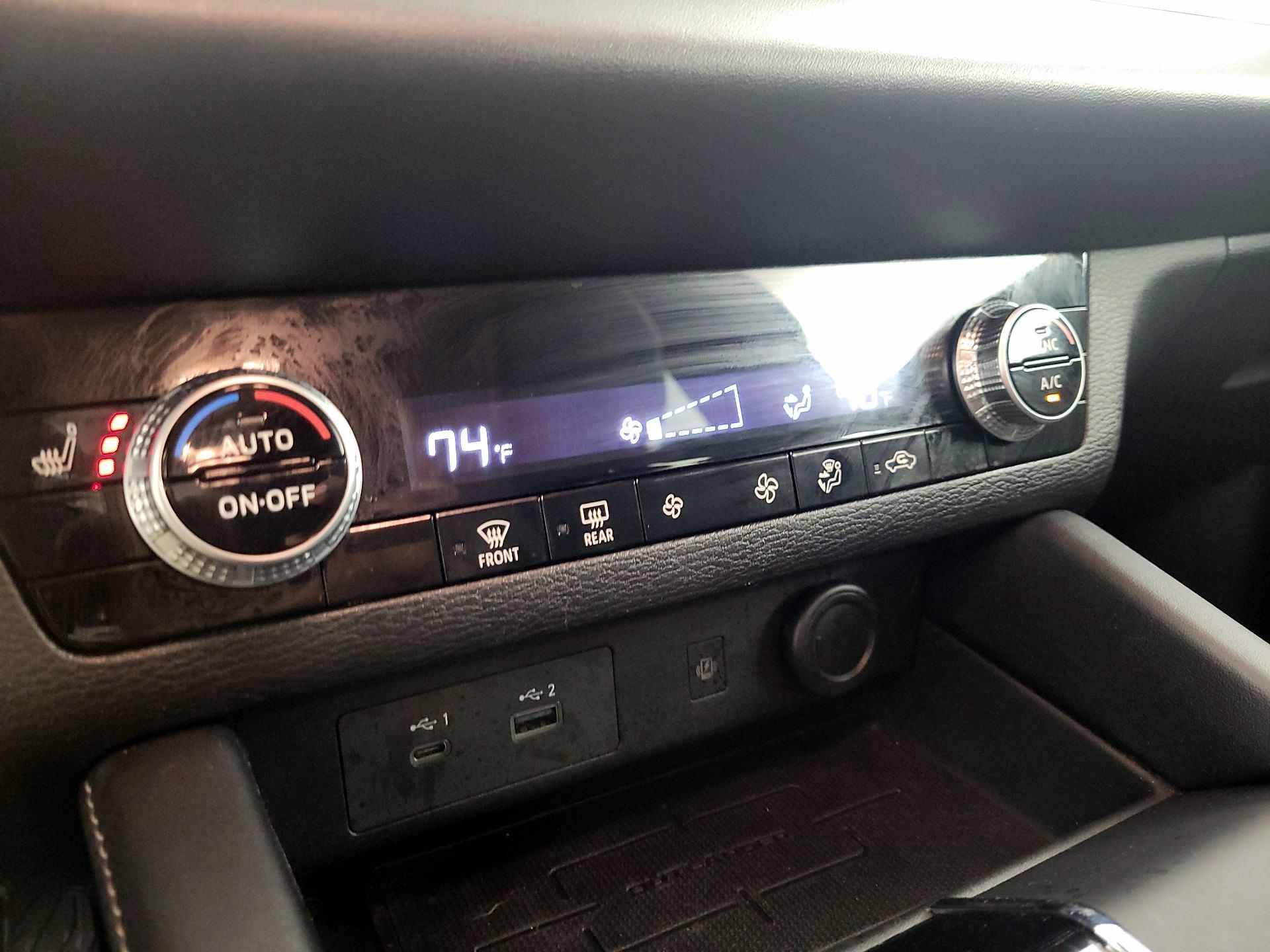 Thumbnail: 2022 Mitsubishi Outlander - 17