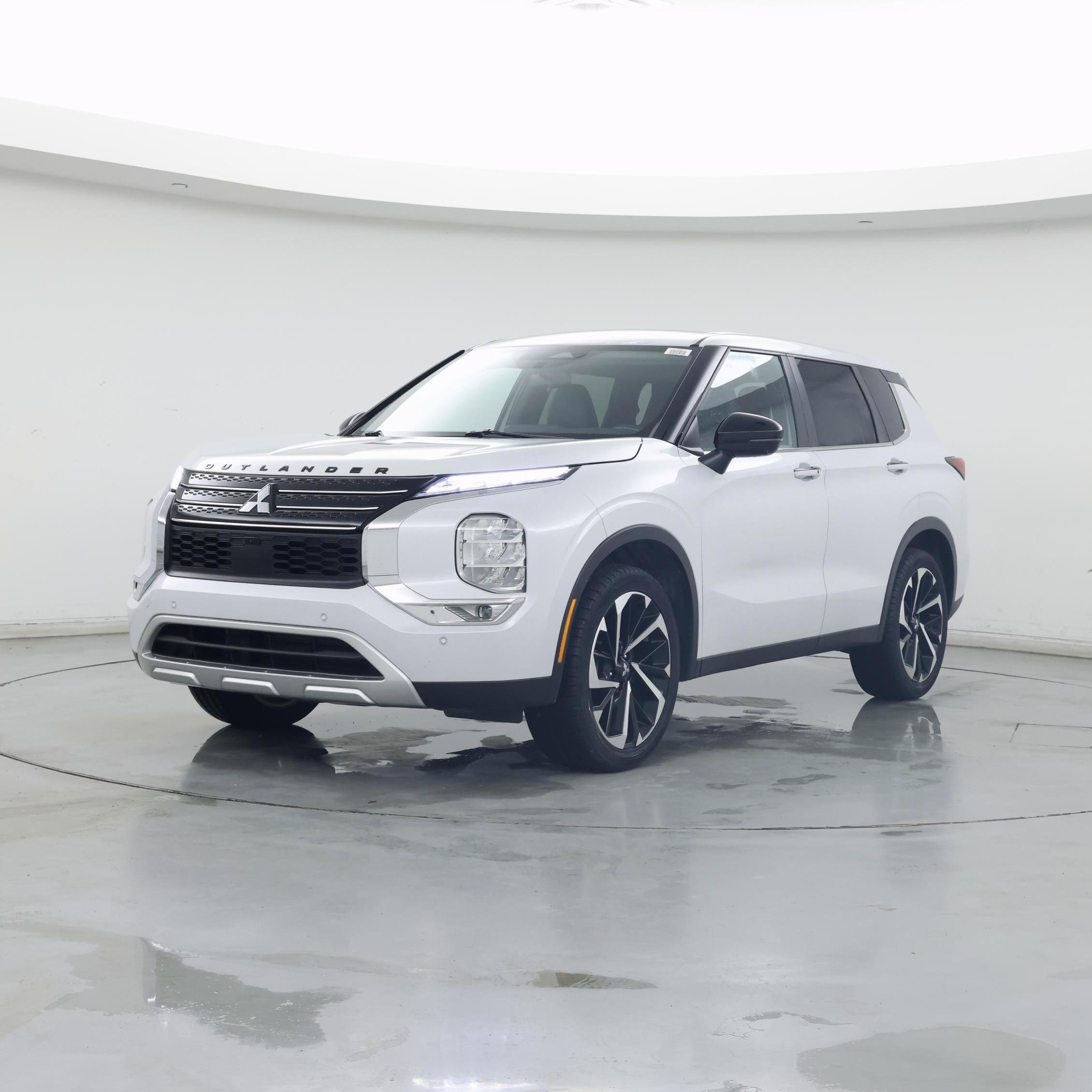 Thumbnail: 2022 Mitsubishi Outlander - 4