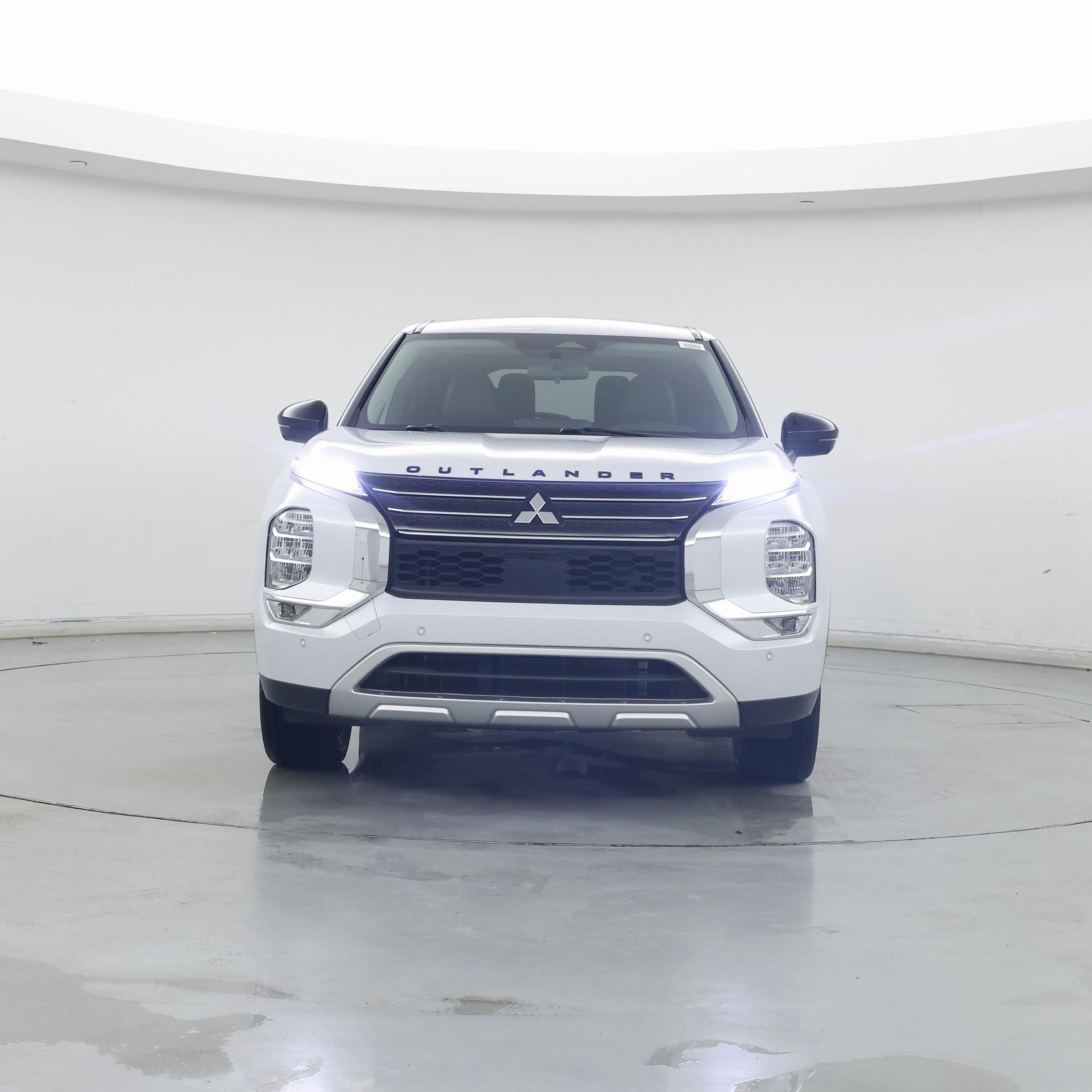 Thumbnail: 2022 Mitsubishi Outlander - 5