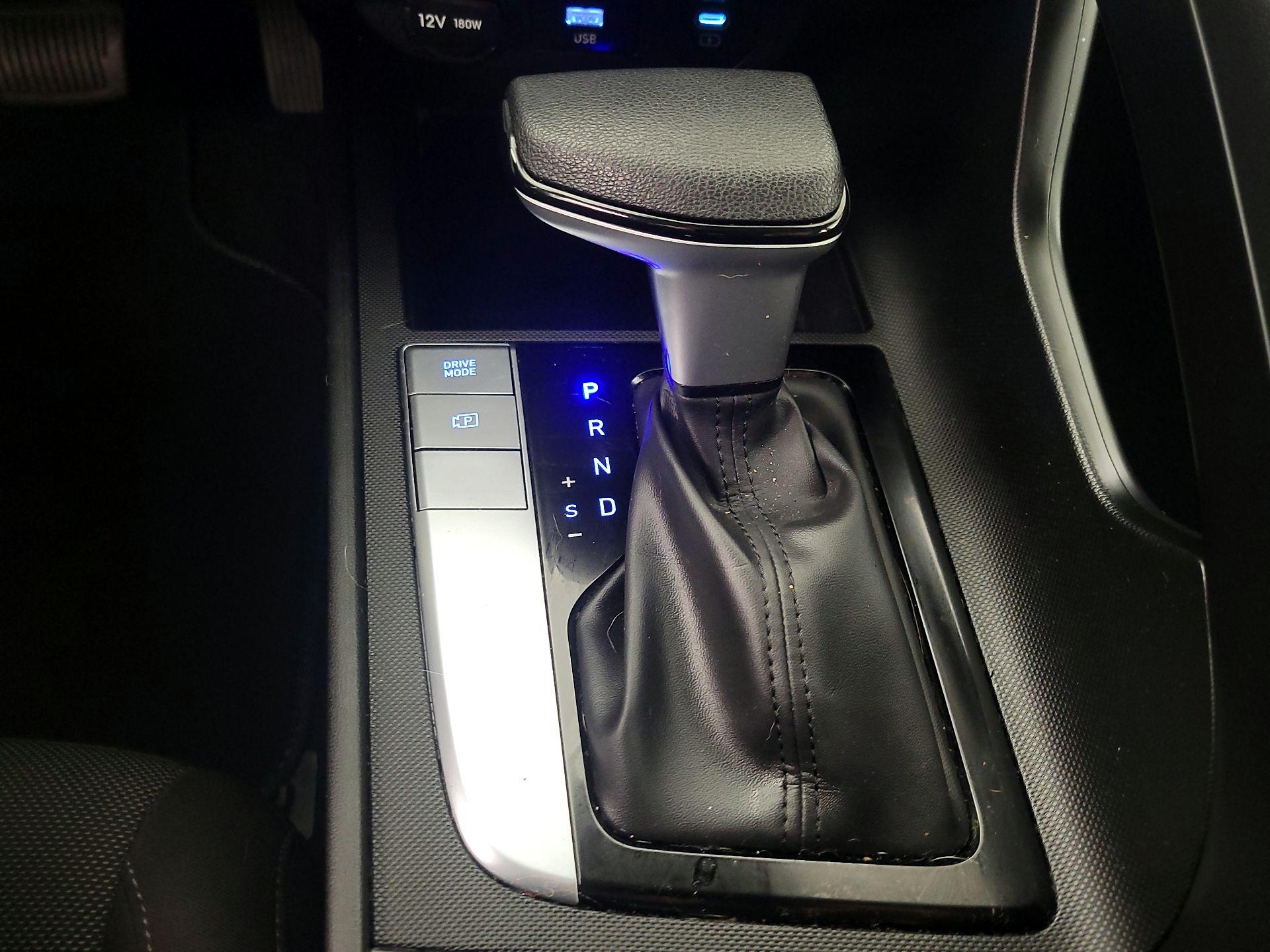 Thumbnail: 2024 Hyundai Elantra - 17