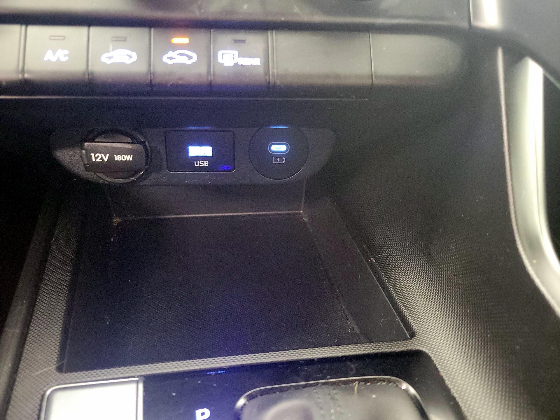 Thumbnail: 2024 Hyundai Elantra - 18