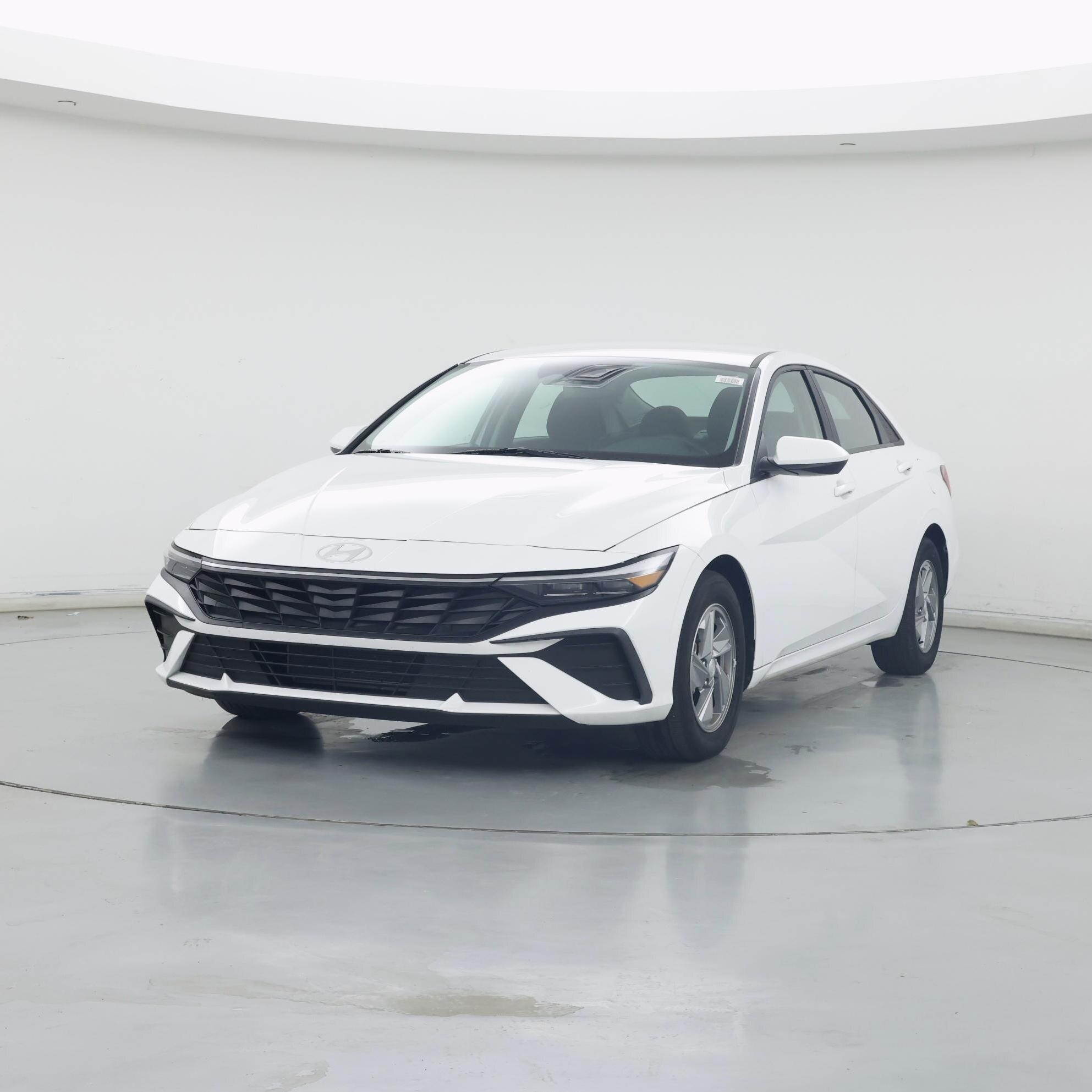 Thumbnail: 2024 Hyundai Elantra - 4