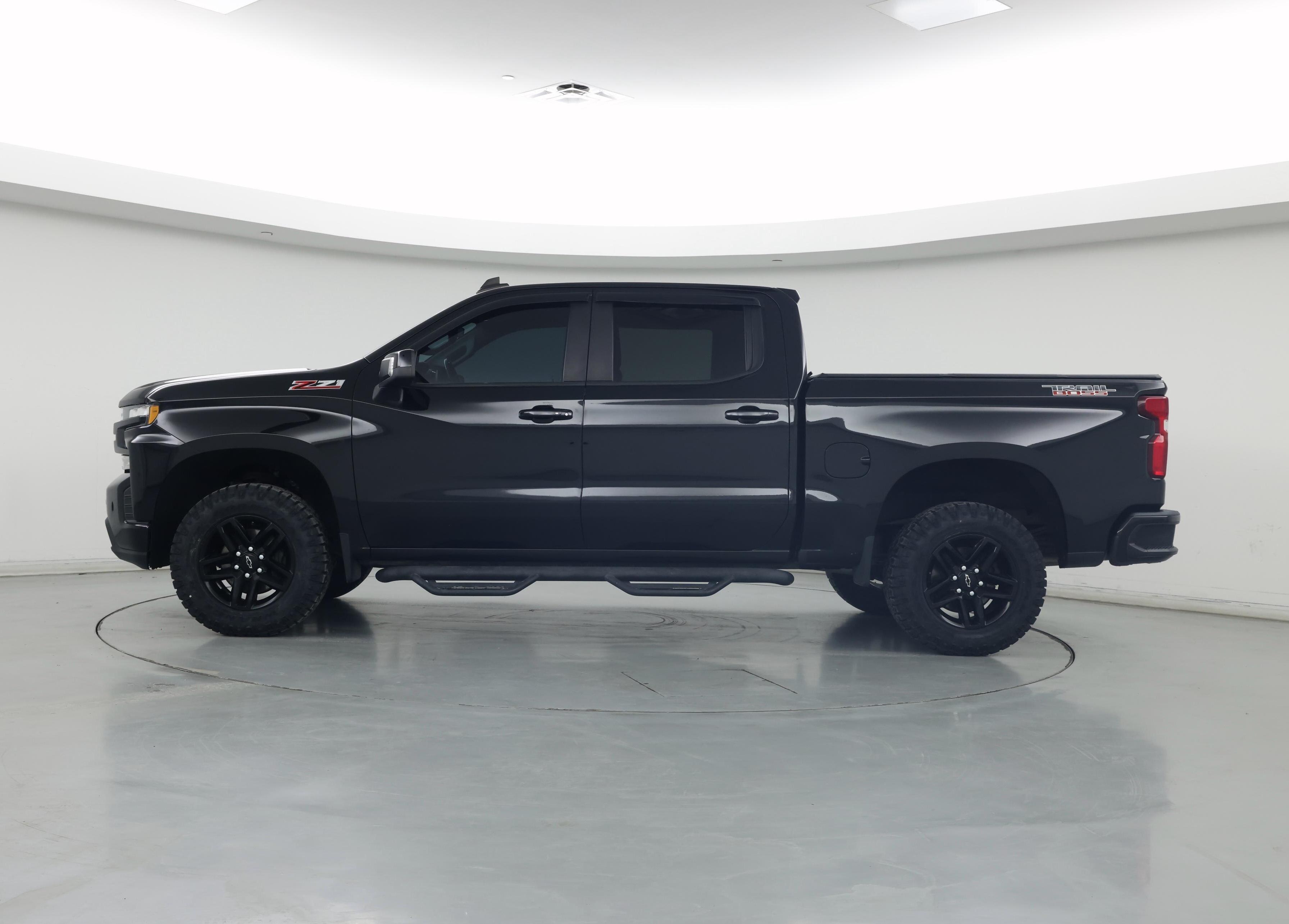 Thumbnail: 2021 Chevrolet Silverado 1500 - 3