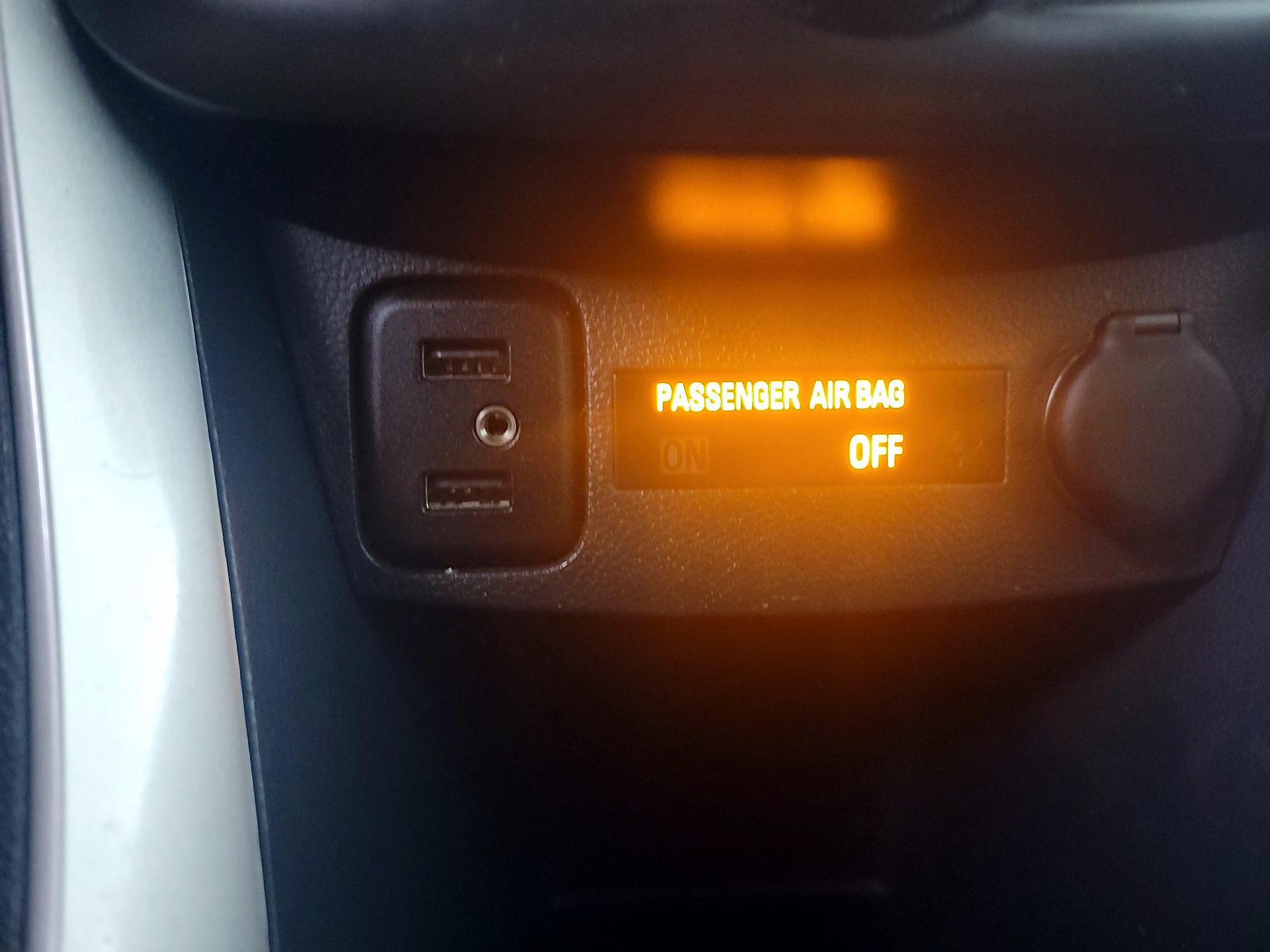 Thumbnail: 2021 Chevrolet Trax - 18