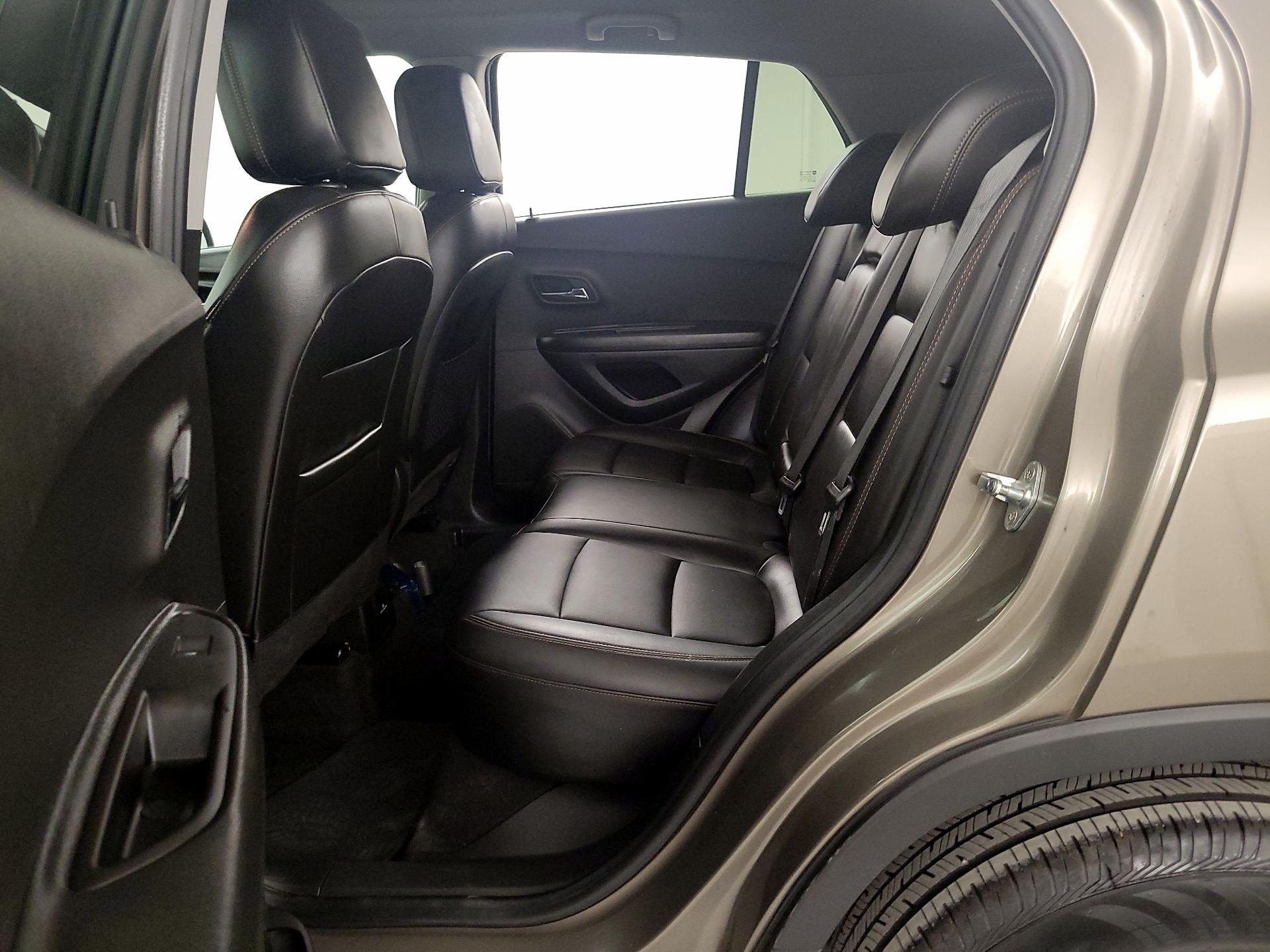 Thumbnail: 2021 Chevrolet Trax - 19