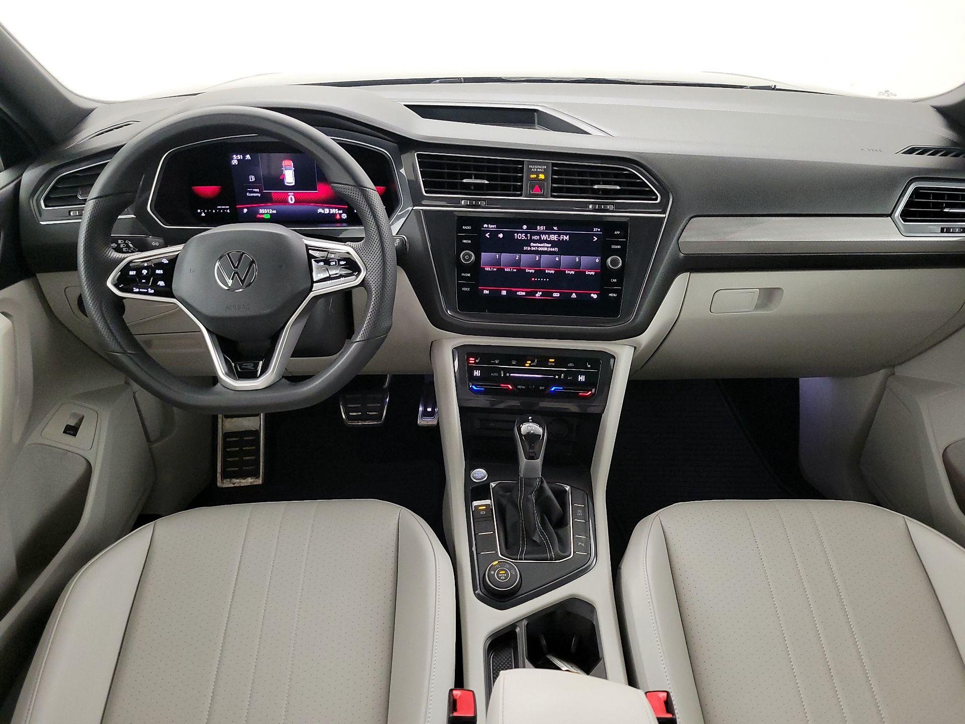 Thumbnail: 2022 Volkswagen Tiguan - 9